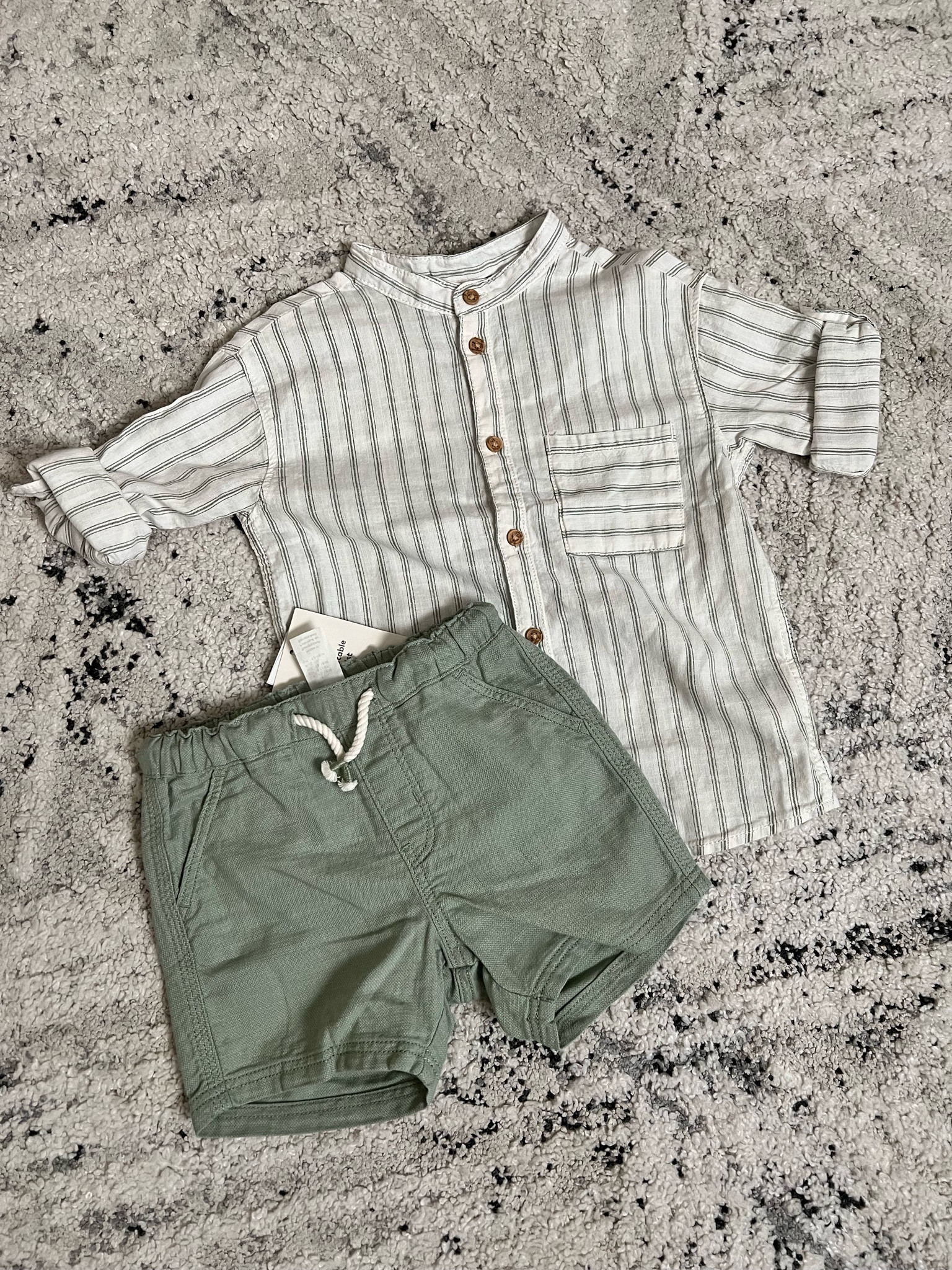 Toddler boy spring outfit set $20✨ 

#hmbaby #hmkids #hmbabyboy #toddlerkids #toddlerboy #toddlerspringstyle #toddlerfashion #toddleroutfitset #babyboysets #hmfinds 

#LTKstyletip #LTKbaby #LTKkids