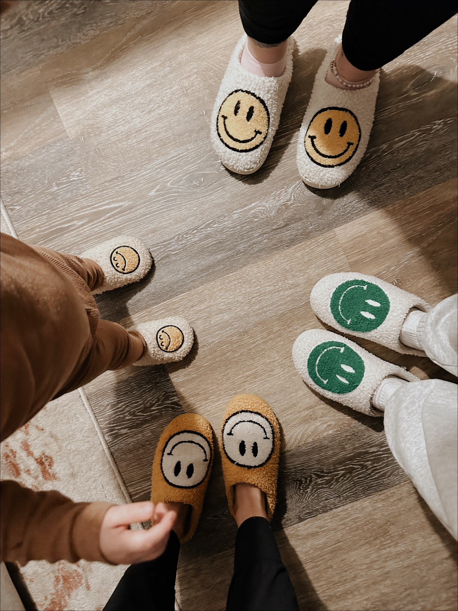 Smiley slipper family 🙂🫶🏼🥰 sisters and Ollie bug all wearing matching slippers!! Linking to everyone’s here! 

Smile slippers, smiley faces, matching slippers, Amazon find, Amazon slippers 

#LTKkids #LTKbaby