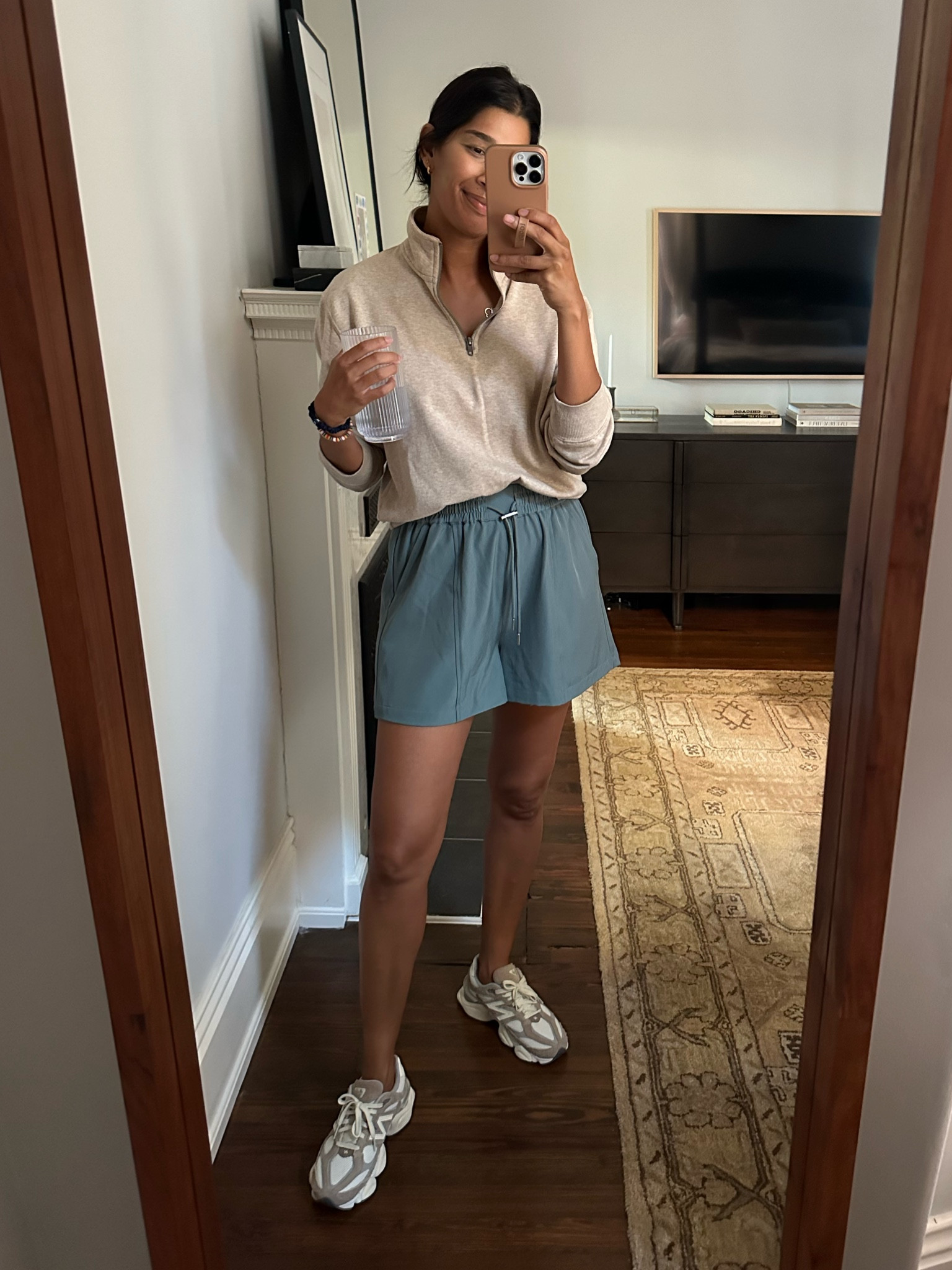 Drop off look 


#LTKFindsUnder50 #LTKFitness #LTKActive