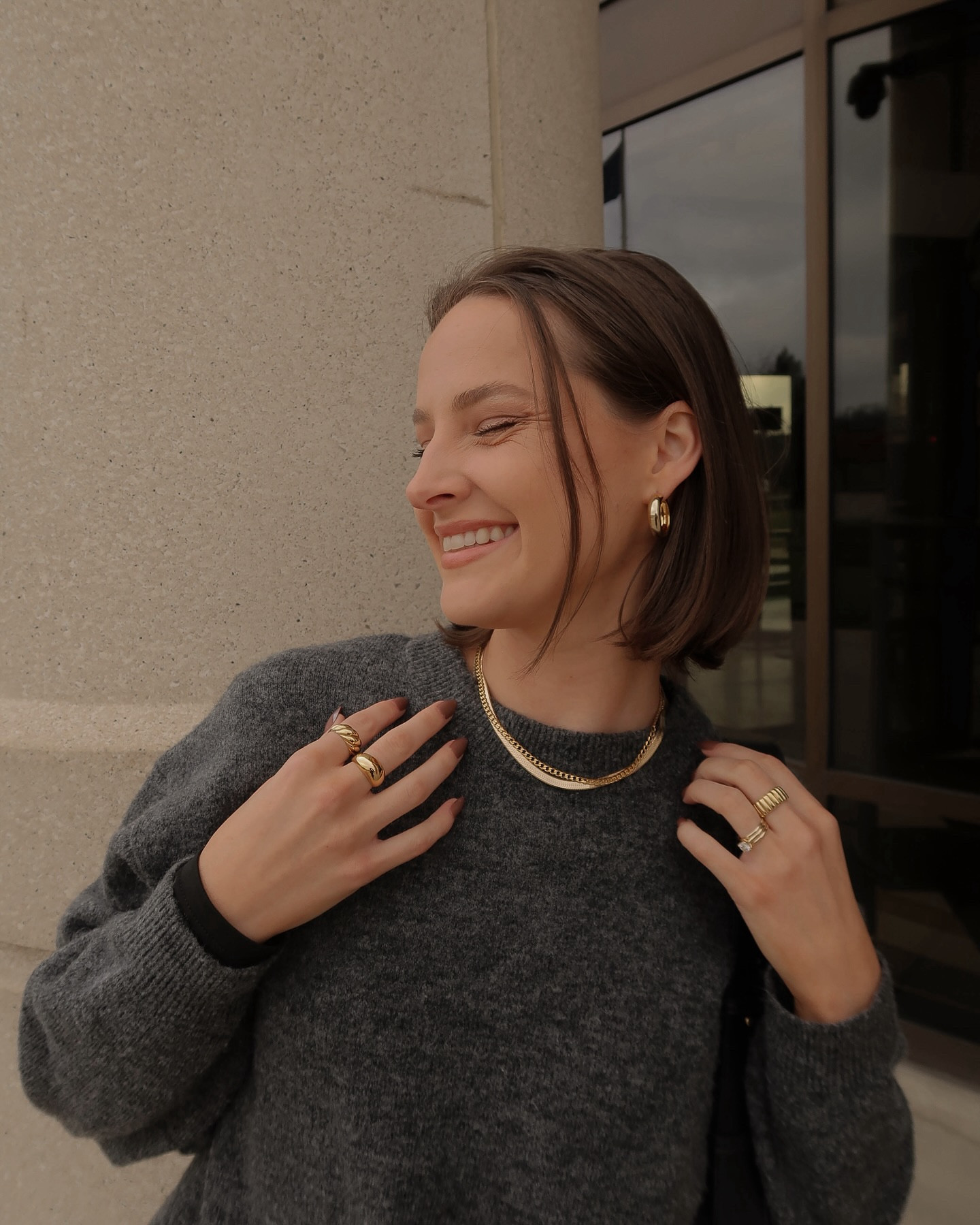 wearing all my favorite pieces from @mejuri ✨  if you want to get your hands on some of these stunning pieces Mejuri is having a 25% off sitewide sale (with a minimum spend of $150) right now through Dec 2nd🤍 #mymejuri #mejuripartner