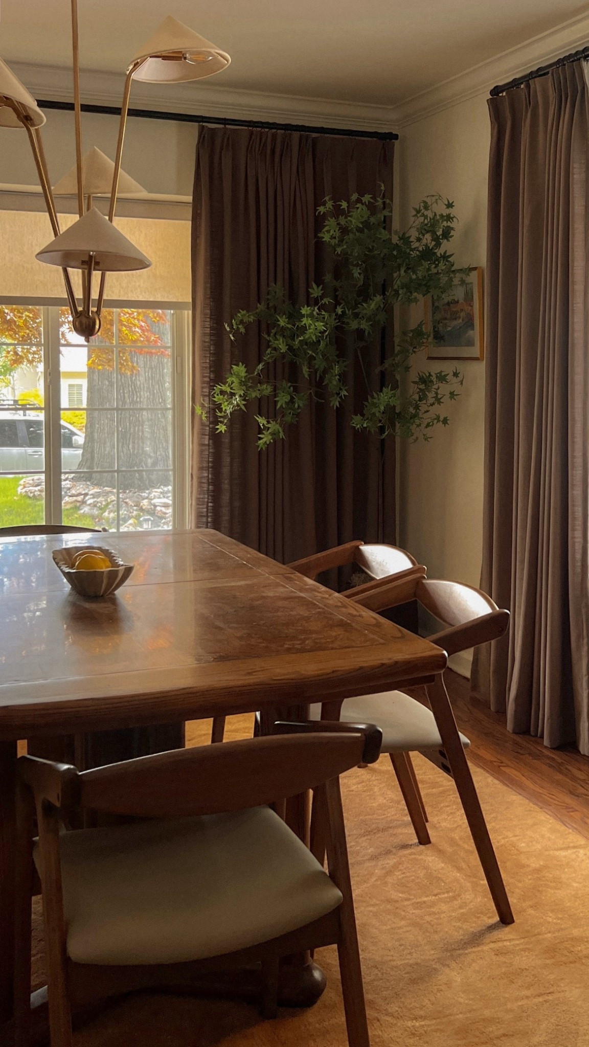 Curtains are Liz linen oak dim grey from two pages 💓