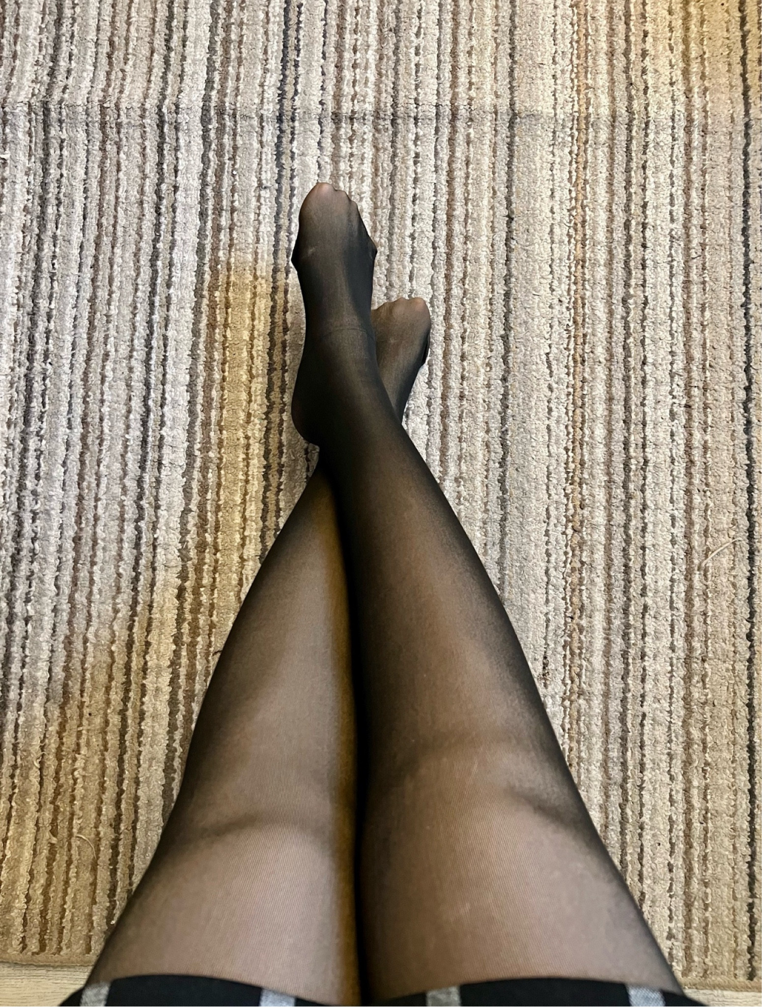 Tummy control Fleece lined tights for fall-winter! Love it!
One size (fits S to L sizes comfortably, so great gift option too!)
88-165lbs weight. I got the 220g (fleece) so would be great for fall winter! If you’re looking to buy for peak/extreme winters, get 300g!



#LTKFindsUnder50 #LTKSeasonal #LTKStyleTip