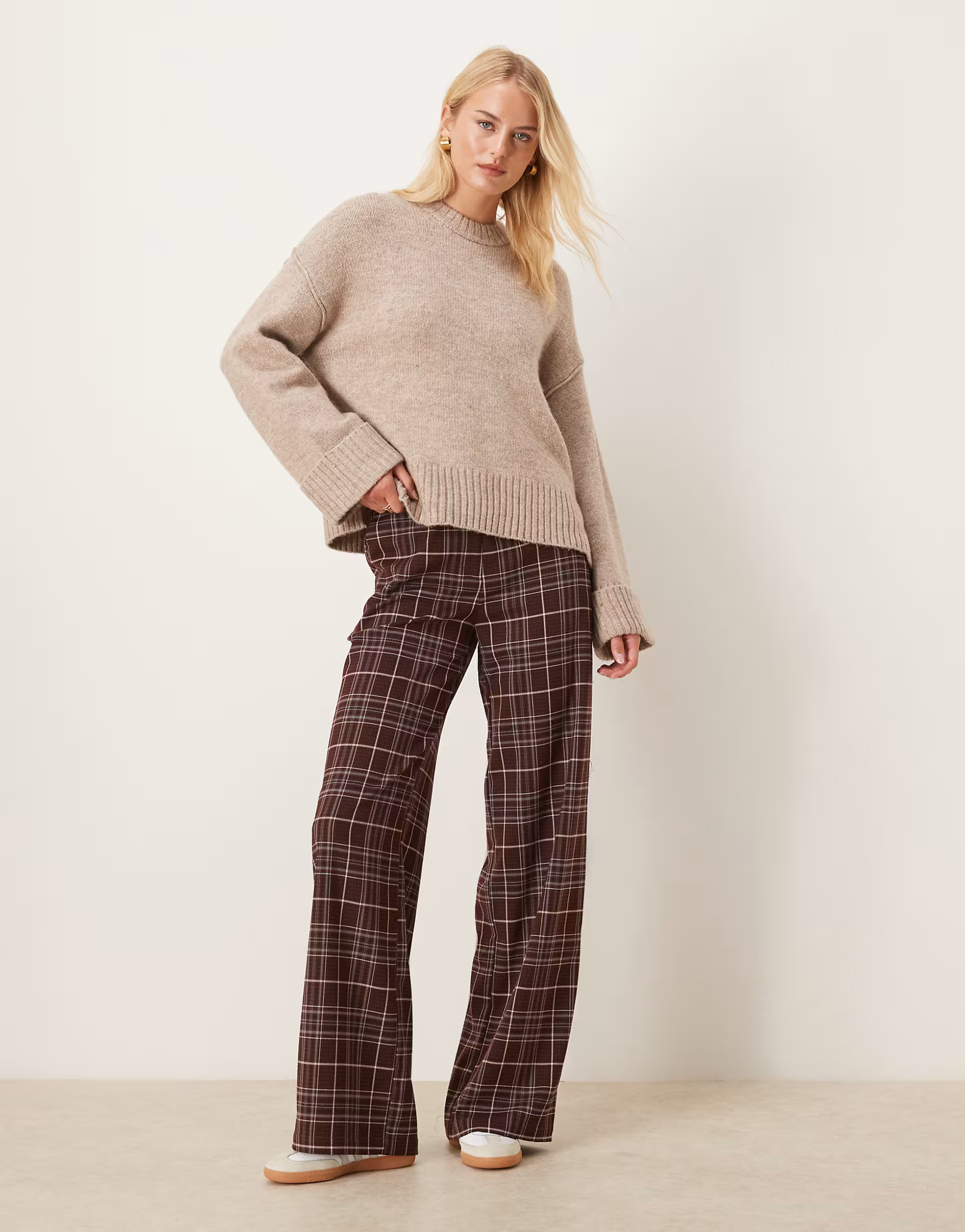 ASOS DESIGN Tall - Elegante ruimvallende geruite broek met rechte pijpen in bordeauxrood | ASOS | ASOS (Global)