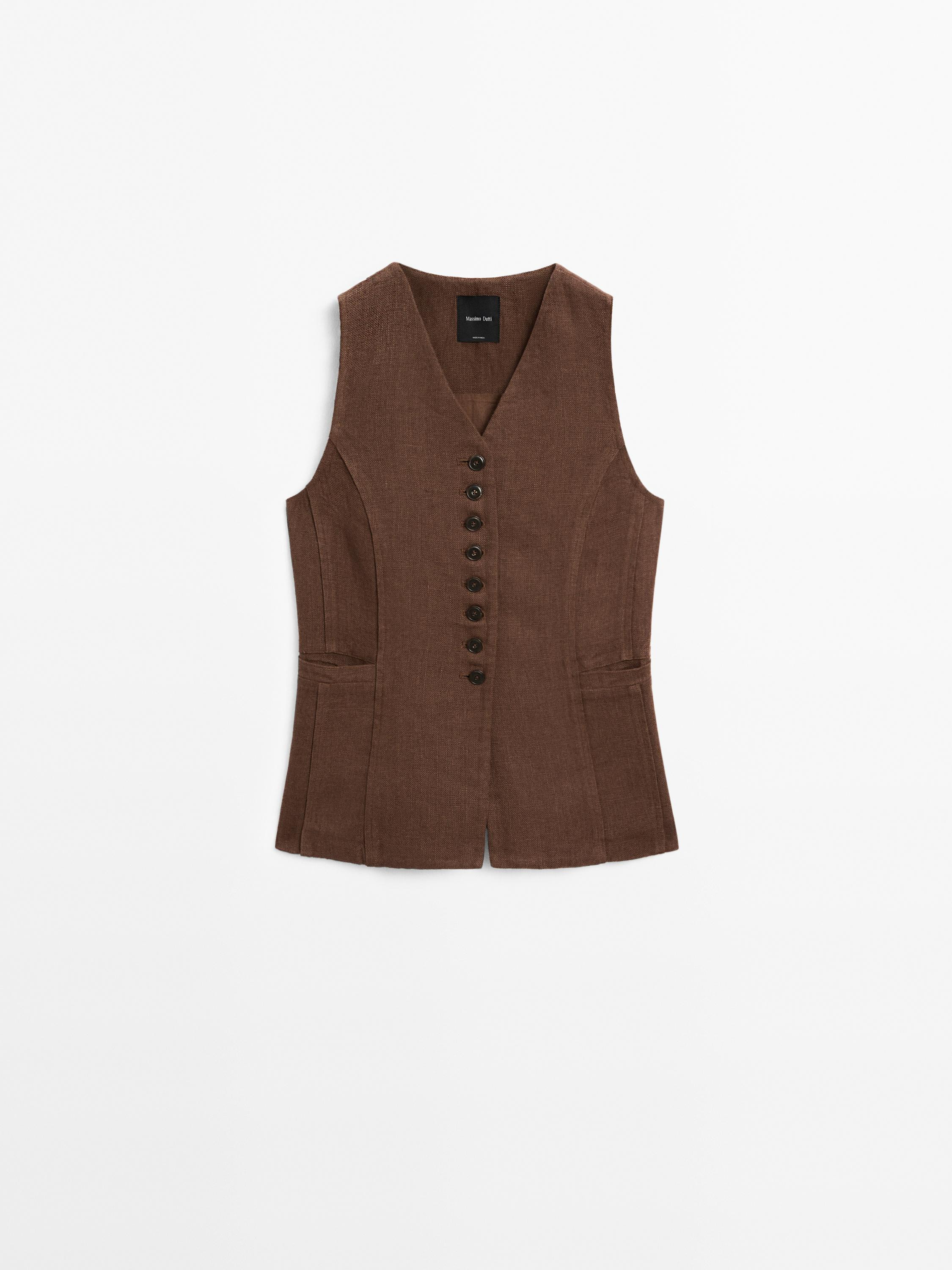 Waistcoat made of 100% linen fabric . V-neck . Button-up front. Two side pockets. Cotton lining. ... | Massimo Dutti UK