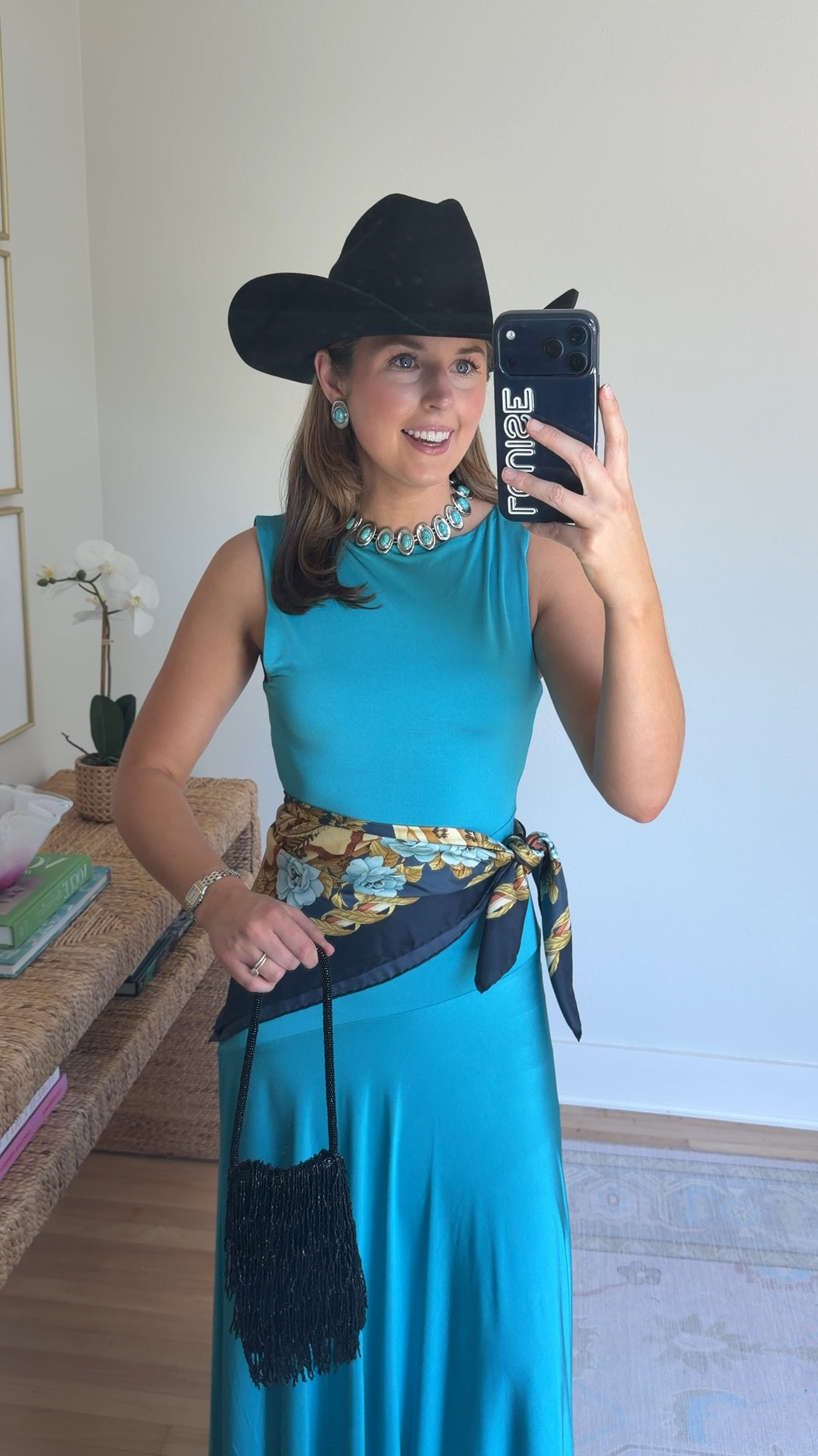 Western chic / cowboy cocktail outfit idea! Wearing a S