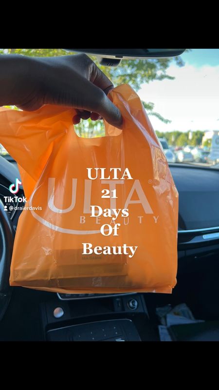21 Days Of Beauty #Ulta #UltaBeauty - Clinique & Glamnetic press on nails 

#LTKbeauty
