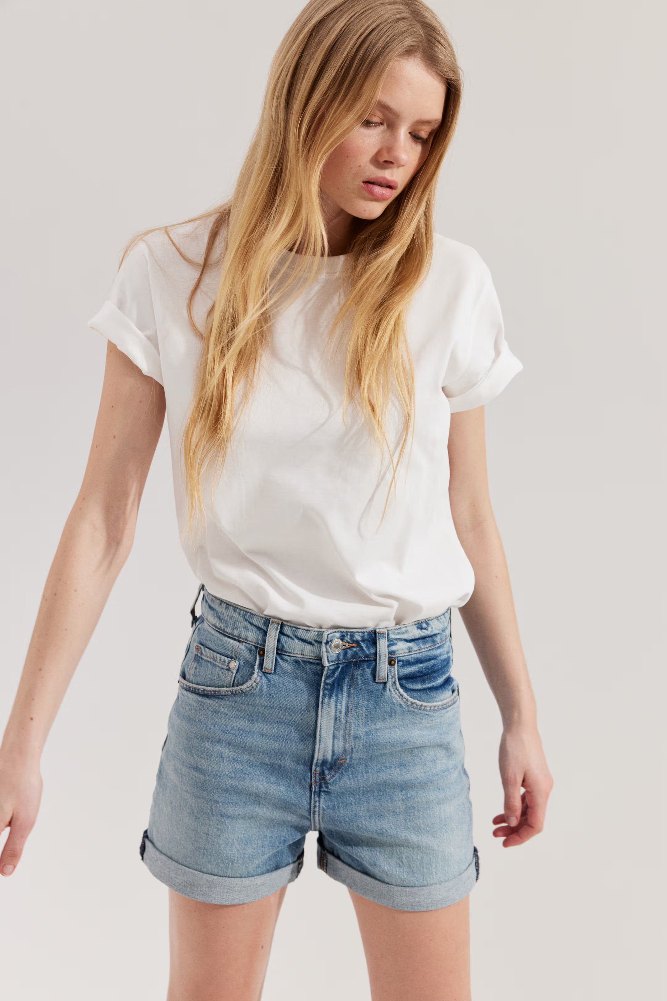 Mom Ultra High Denim shorts | H&M (US + CA)