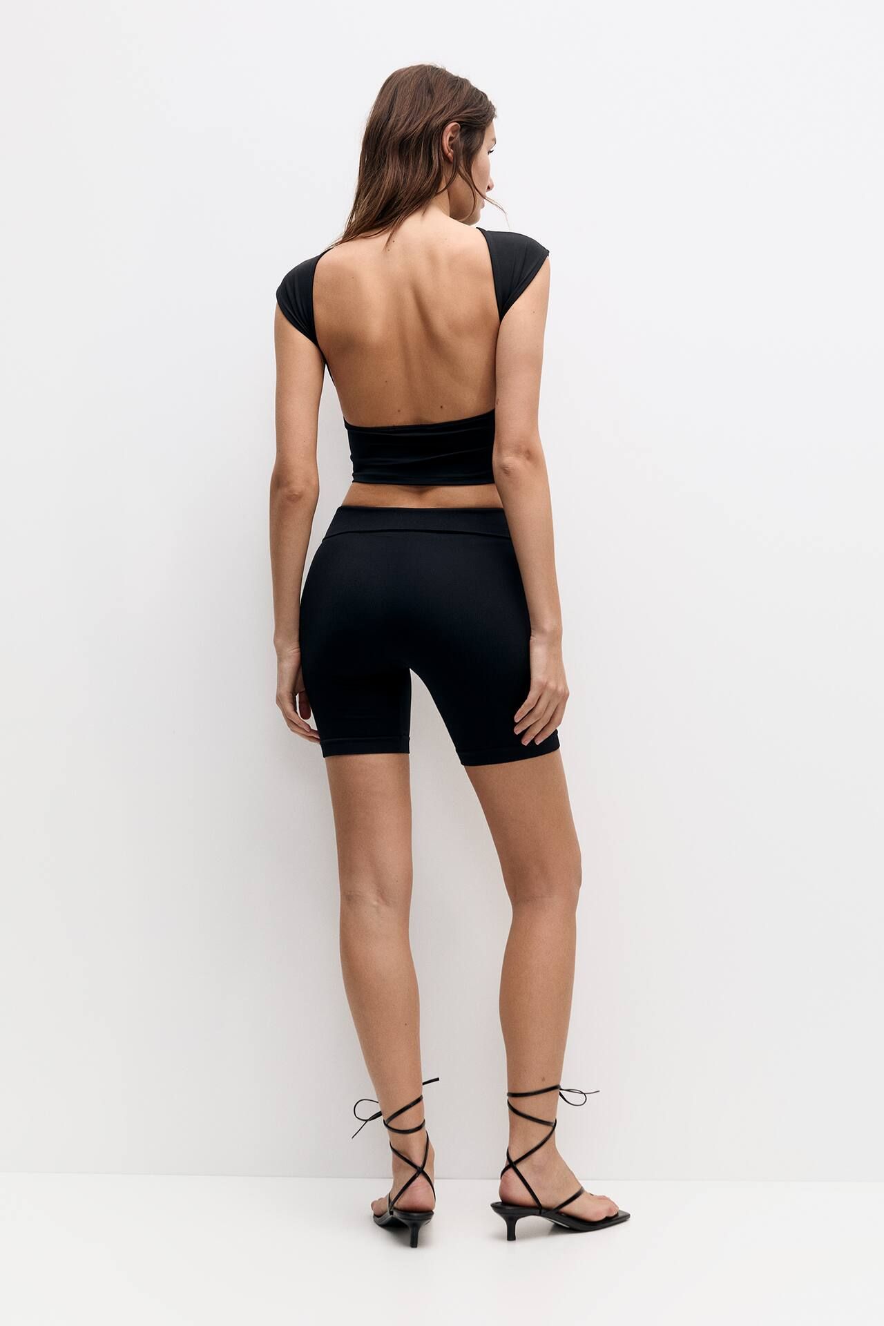 Open back top | PULL and BEAR UK
