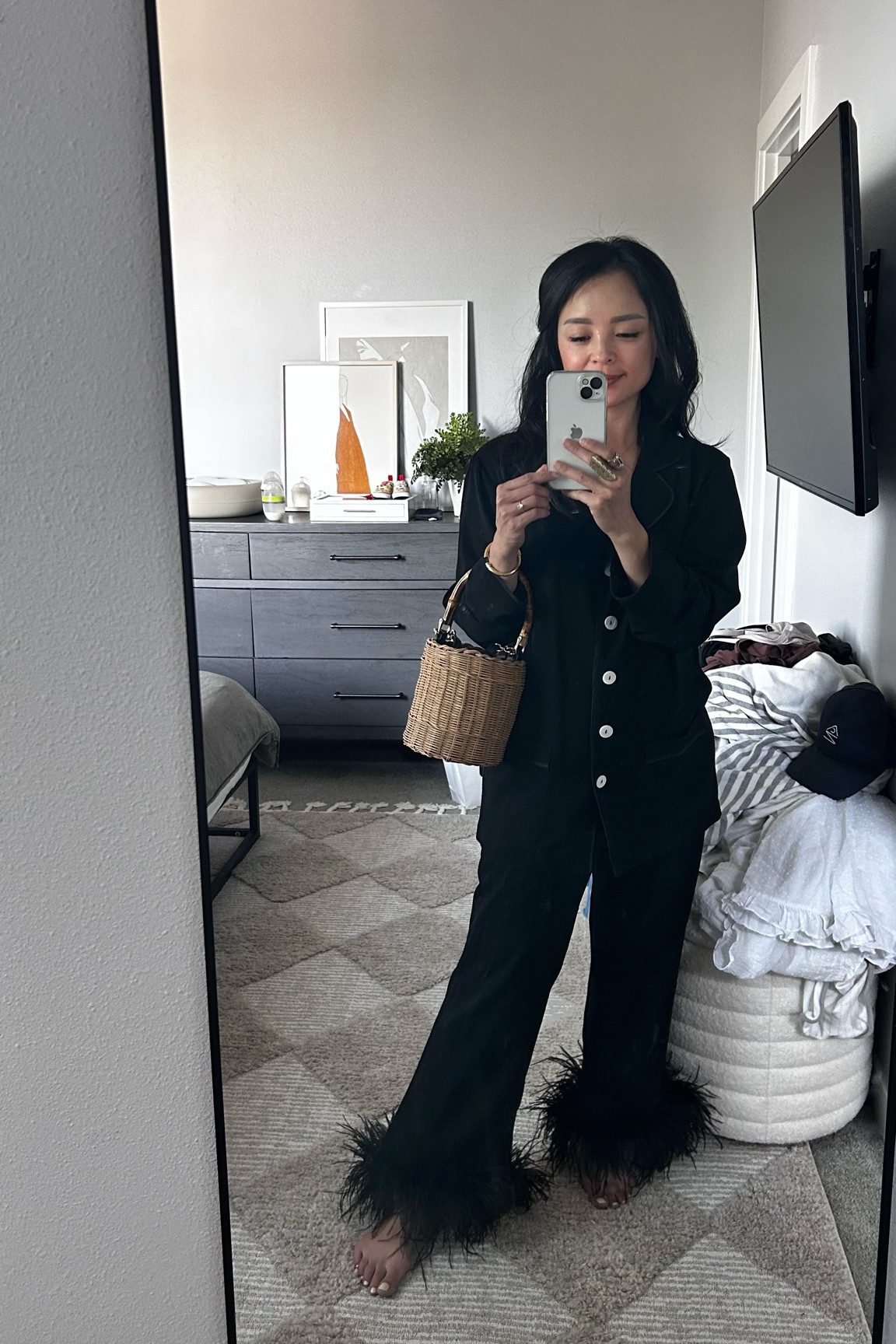 What I’m wearing for our first date night in months! These iconic pajamas are on sale. I’m still kicking myself for not getting the feathered sleeves but love wearing this set when I know I’m going to eat a lot. 🍜🍱🍣

#LTKwedding #LTKFind #LTKSeasonal