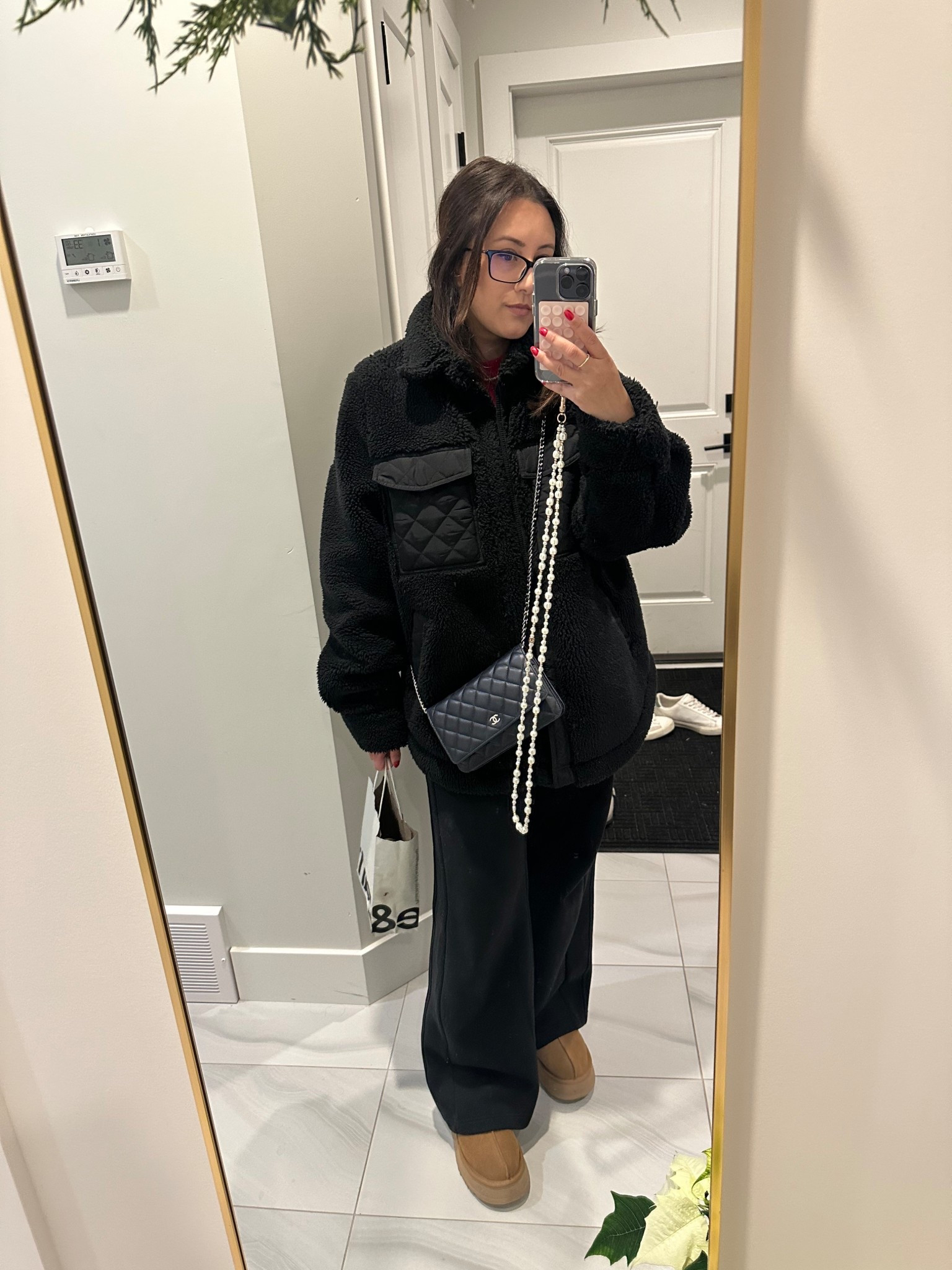 @Alo Yoga 
@lululemon 
Sharing my favorite jacket for the past 2 years 
Wearing xs 
Happy shopping 🛍️ 

#LTKstyletip #LTKwinter #LTKpetite