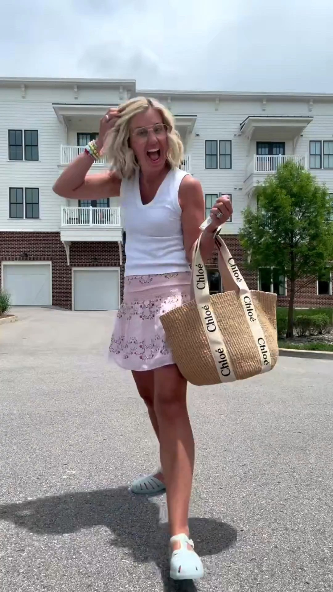Want a mood booster…get a blowout!! Wearing the skirt of my dreams! Paired it with my go to tank and adorable jellies! 
Tank - medium petite 
Skirt - small
Shoes - 8 tts 

*Use Catherine20 at Allie + Bess

#LTKdayinmylife #LTKOver40 #LTKmomlife