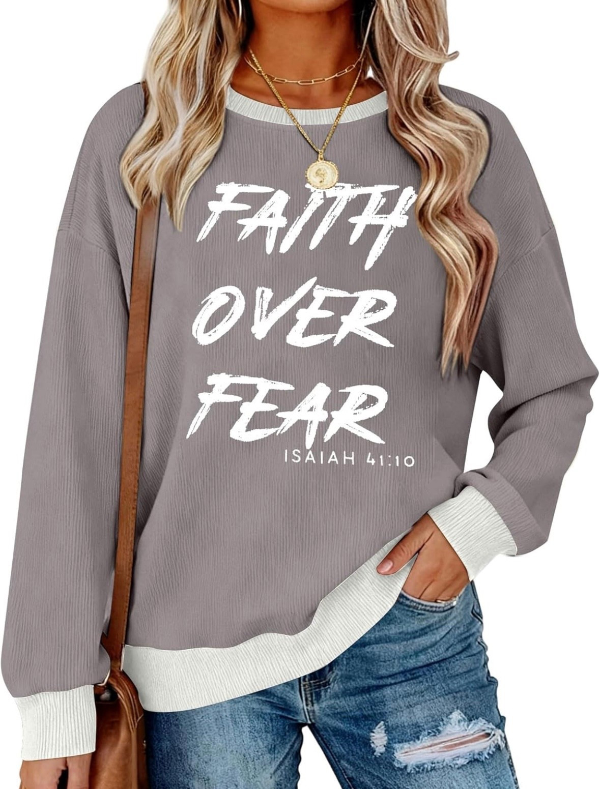 I have this in a large. Comes in other colors  

#LTKootd #LTKStyleTip #LTKTravel