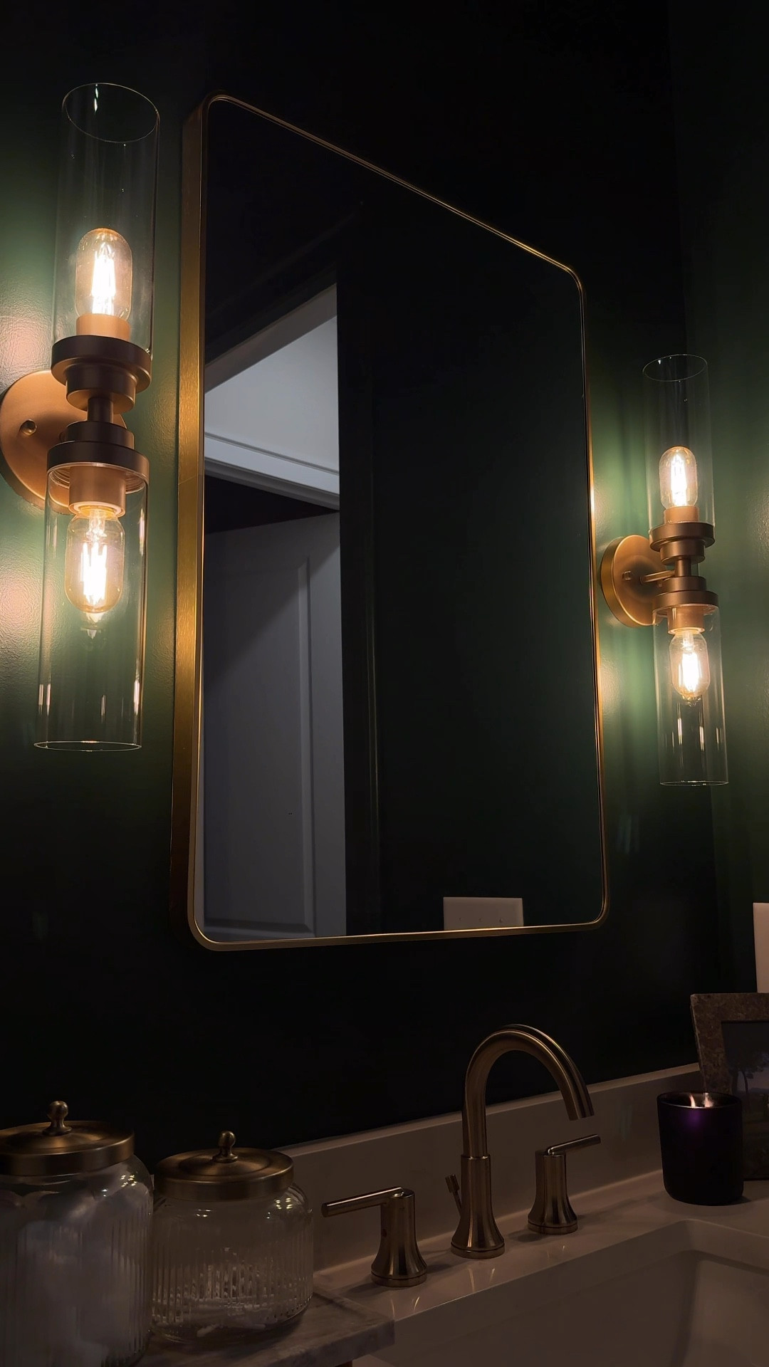 Getting our guest bath holiday-ready with a quick refresh from @HomeDepot 🎄 Everything was delivered right to our door, and we pulled it together in just 48hrs on a $500 budget. The perfect festive update! 
#HolidayYourWay #TheHomeDepotPartner #TheHomeDepot @HomeDepot 

#LTKSeasonal #LTKHome #LTKHoliday