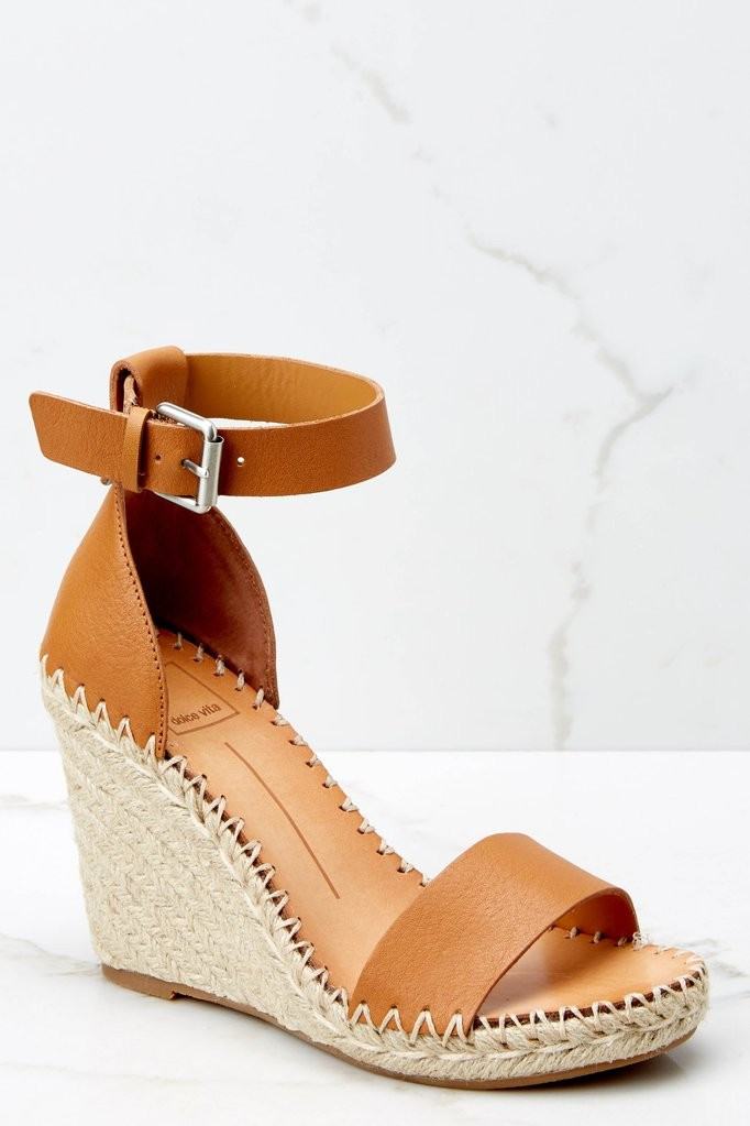 Noor Wedges In Tan | Red Dress 