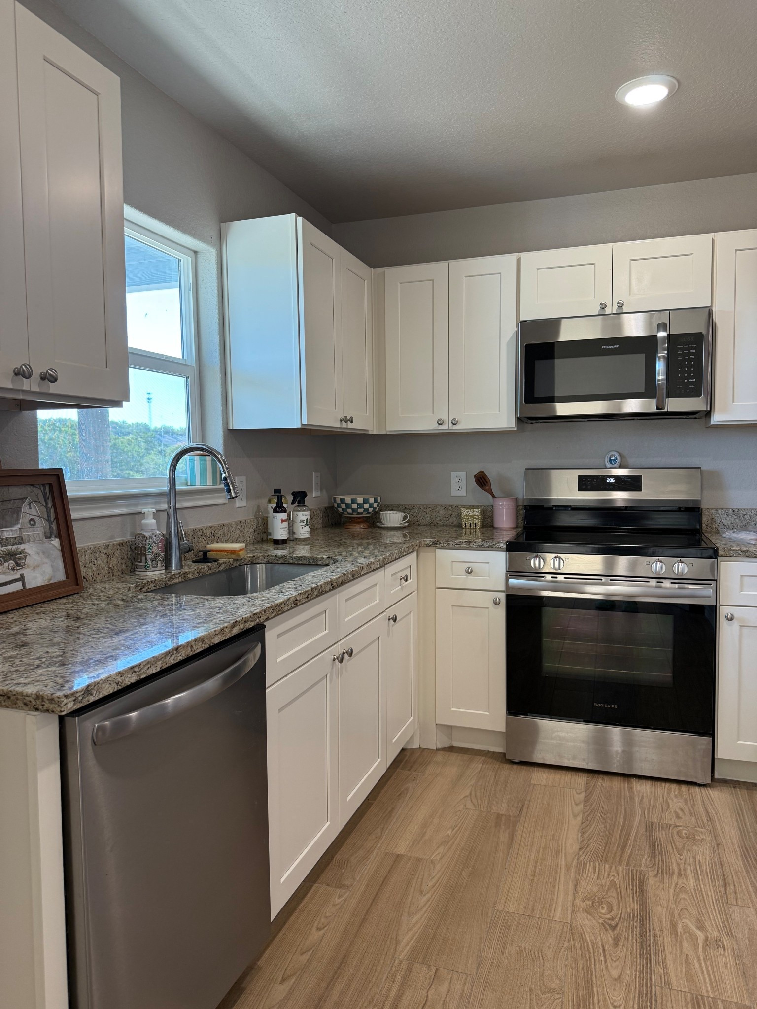 Moving things into our new housee

#LTKHoliday #LTKSeasonal #LTKdayinmylife