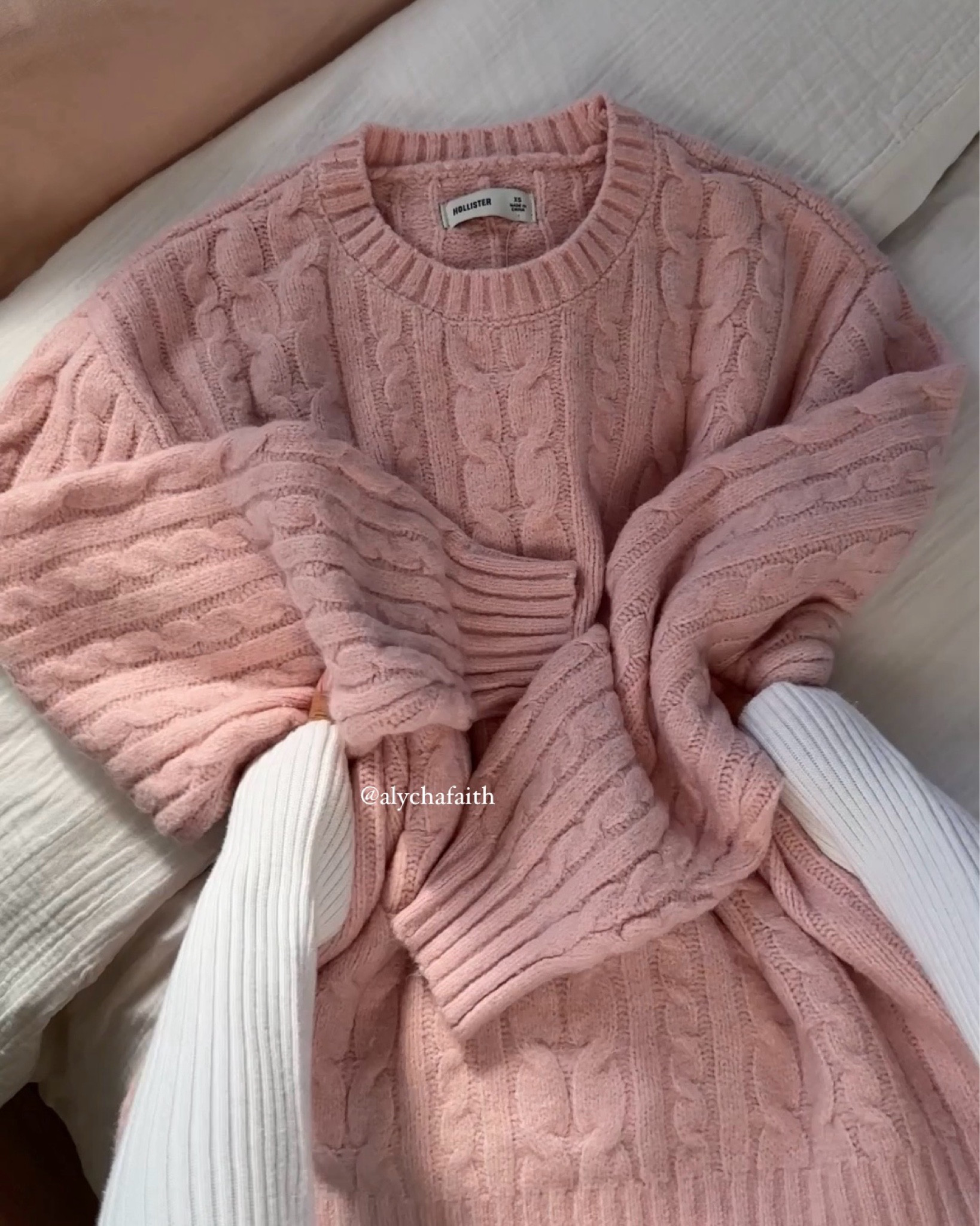 pink Rory Gilmore sweater 🎀✨

#LTKautumn 

#LTKuk