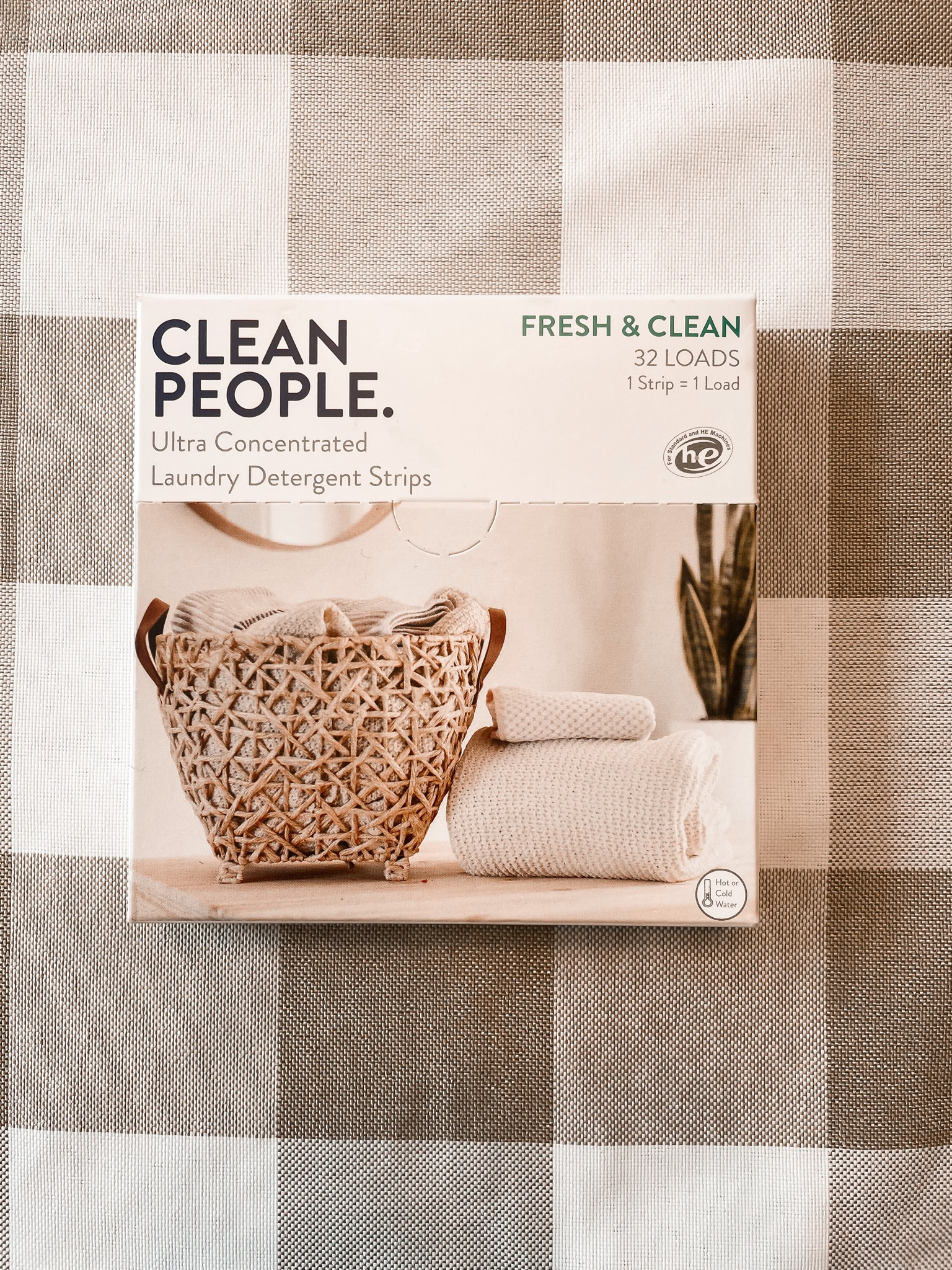Laundry detergent strips! 

So much nicer than a huge bottle 
Also -
Plant based ingredients 
Biodegradable 
Hypoallergenic 
Vegan/cruelty free

Free of :
Chlorine bleach 
Phosphate
Parabens
Added dyes 

#laundry 
#amazonfinds 
#cleanpeople 

#LTKFind #LTKhome #LTKfamily