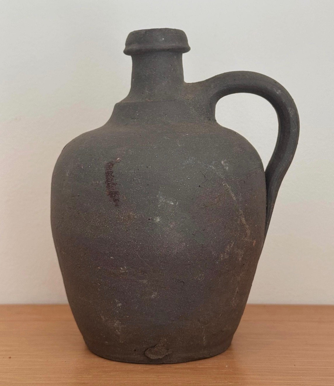 The kind of piece that grounds a space 🤍

This antique French cruche from the Gers region has that deep, matte patina you only get with time—simple, sculptural, and quietly striking.

I love using pieces like this to anchor a shelf or table—on its own or layered with lighter tones for contrast.

One of a kind, linked on my Etsy ✨


#LTKHome