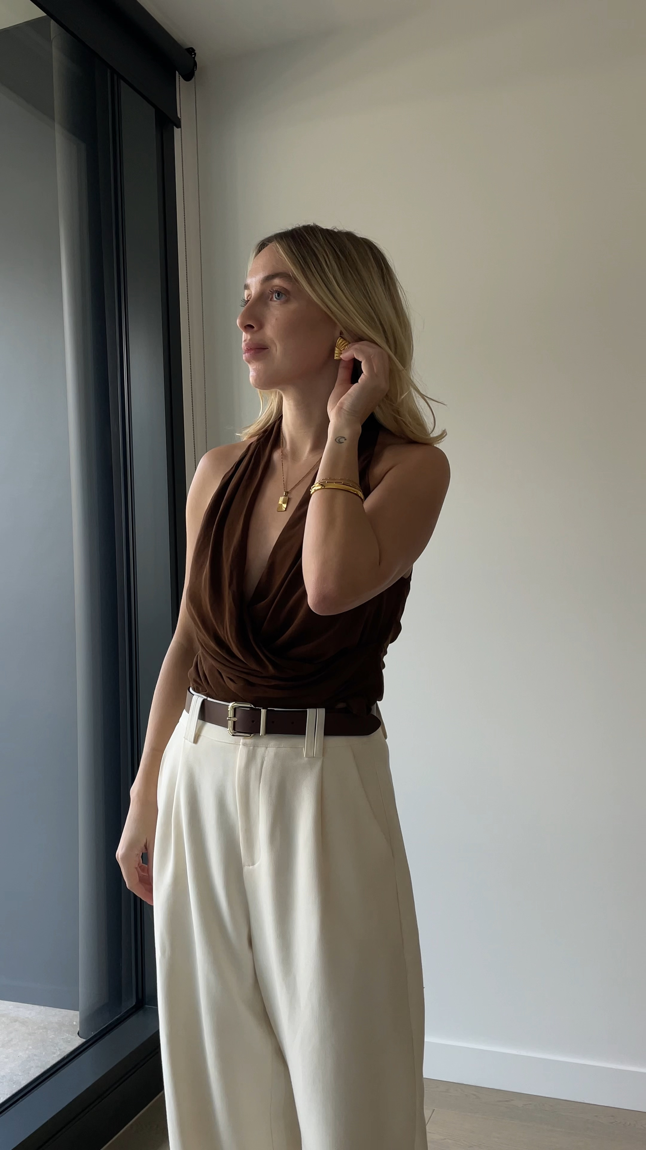 White trouser outfits >>> 

#LTKwinter #LTKnewzealand #LTKworkwear