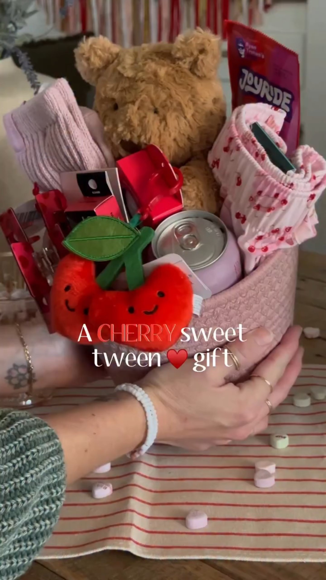 I love a good theme!!🍒This adorable cherry valentine’s day basket is sure to make your girlie squeal!! 🥰 Comment BASKET for the links!!