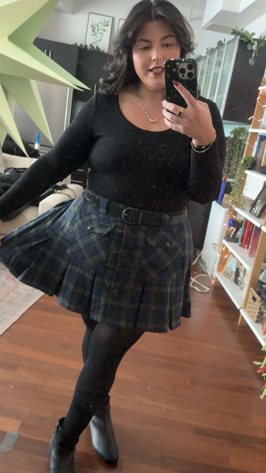 Holiday-esque work outfit of the day! This plaid skirt is so cute and I love the tartan. I’m wearing in a size 18 and I love that it has a belt loop  

#LTKPlusSize #LTKootd #LTKHoliday