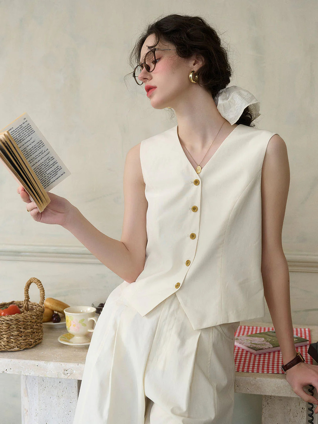 Michelle Casual V-neck Vest | SimpleRetro