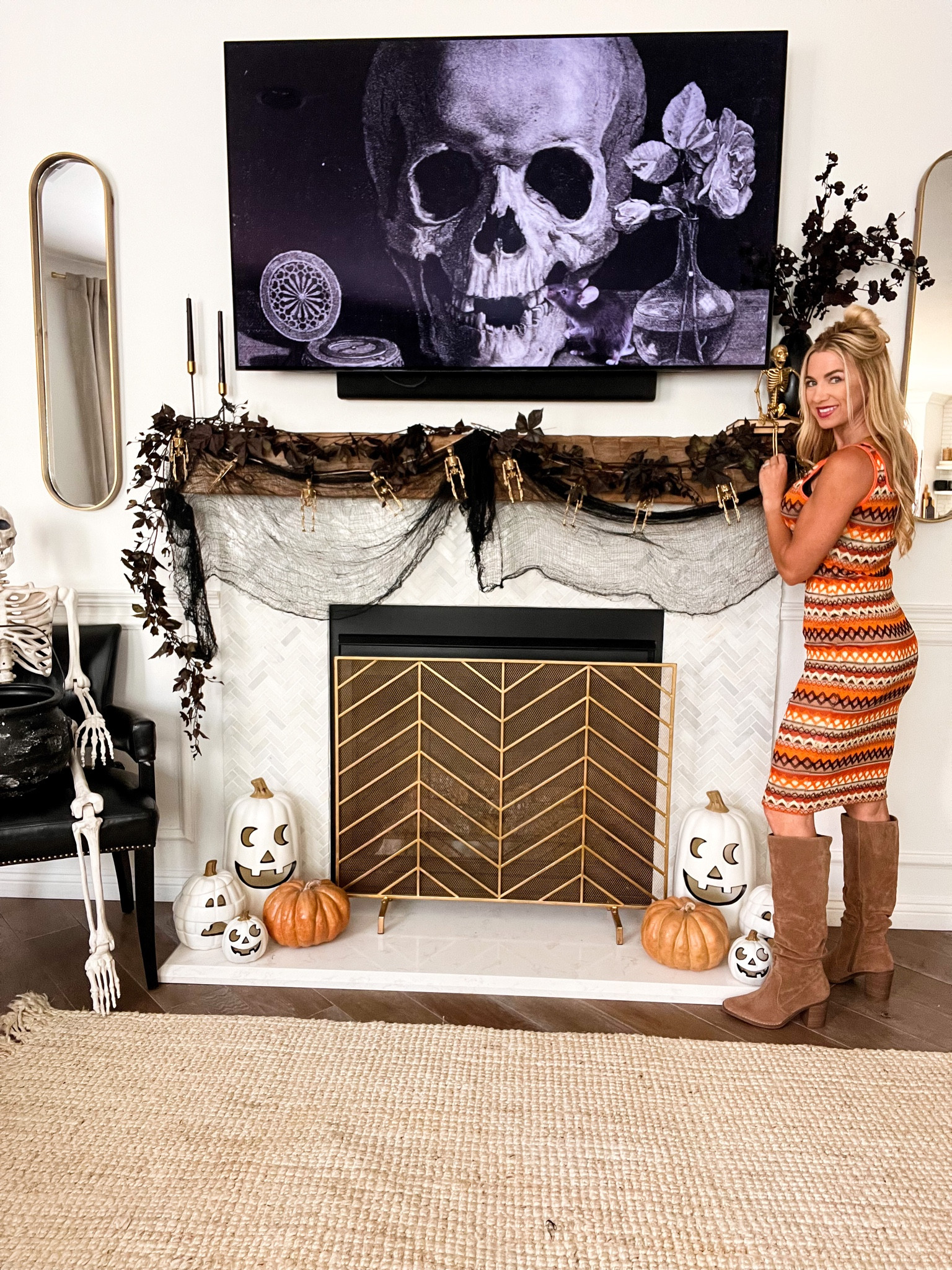 Sharing the details of our Halloween mantle this year! The skeleton lights and mini skeletons are painted gold (I linked the spray paint as well). The garland is also painted and I will link the espresso and black paints I used for those. 

Halloween decor
Halloween fireplace
Halloween mantle 
Halloween mantel
Faux pumpkins
Pumpkin decor
Skeleton decor


#LTKSeasonal #LTKHoliday #LTKHalloween