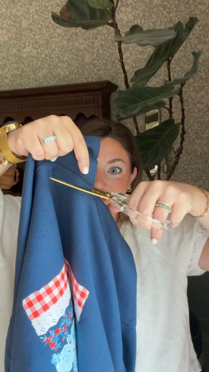 Found us the cutest summer sweatshirt! 

THEBLOOMINGNEST Walmart summer 4th of July shirt fashion red white and blue 

#LTKMidsize #LTKSeasonal #LTKootd