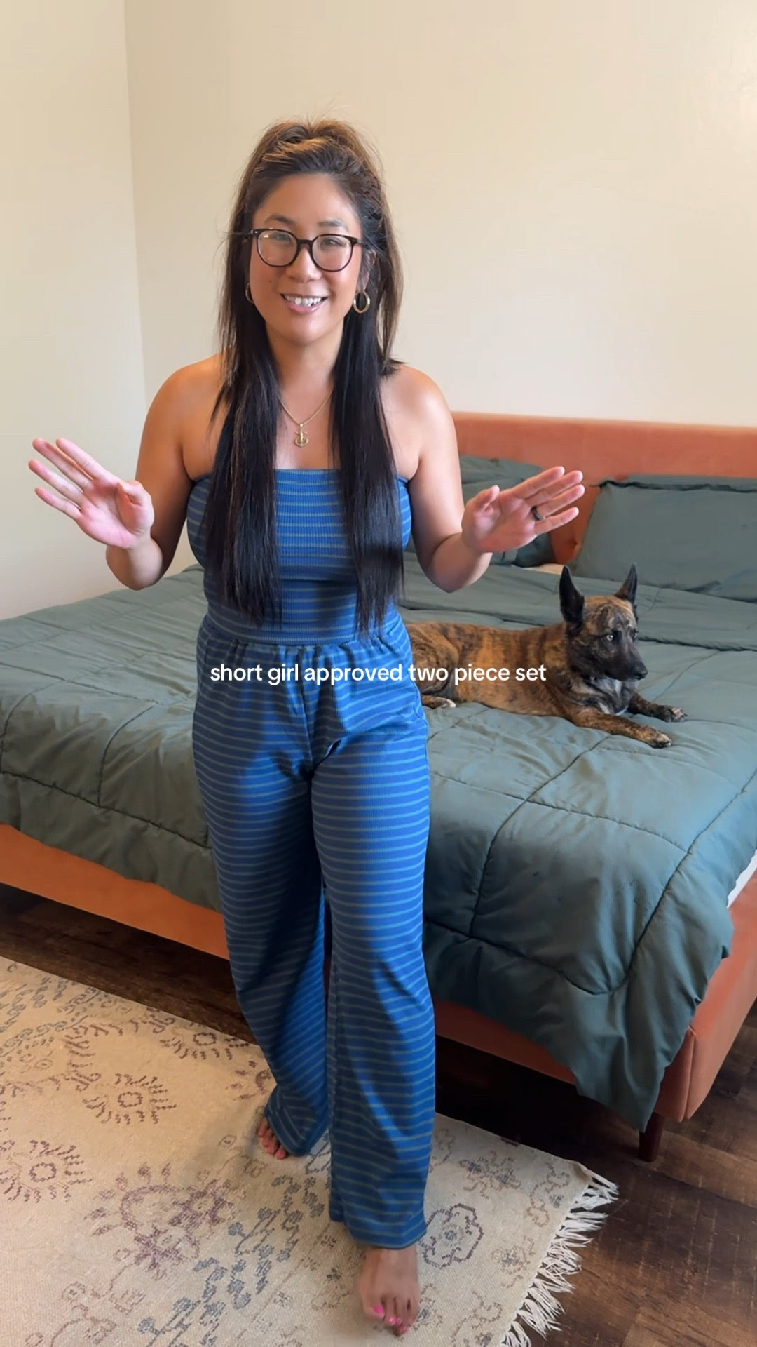 short girl approved two piece loungewear set 💙💚 wearing size medium 🫶🏼

#LTKPetite #LTKFindsUnder50