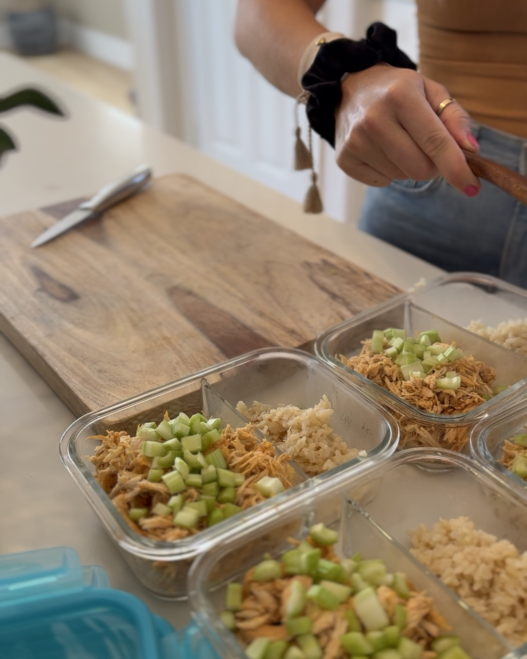 Meal prep made simple with these 2 compartment glass containers. I prefer glass containers over plastic, non toxic, easy to clean and reheat food 

#LTKGiftGuide #LTKFindsUnder50 #LTKHome