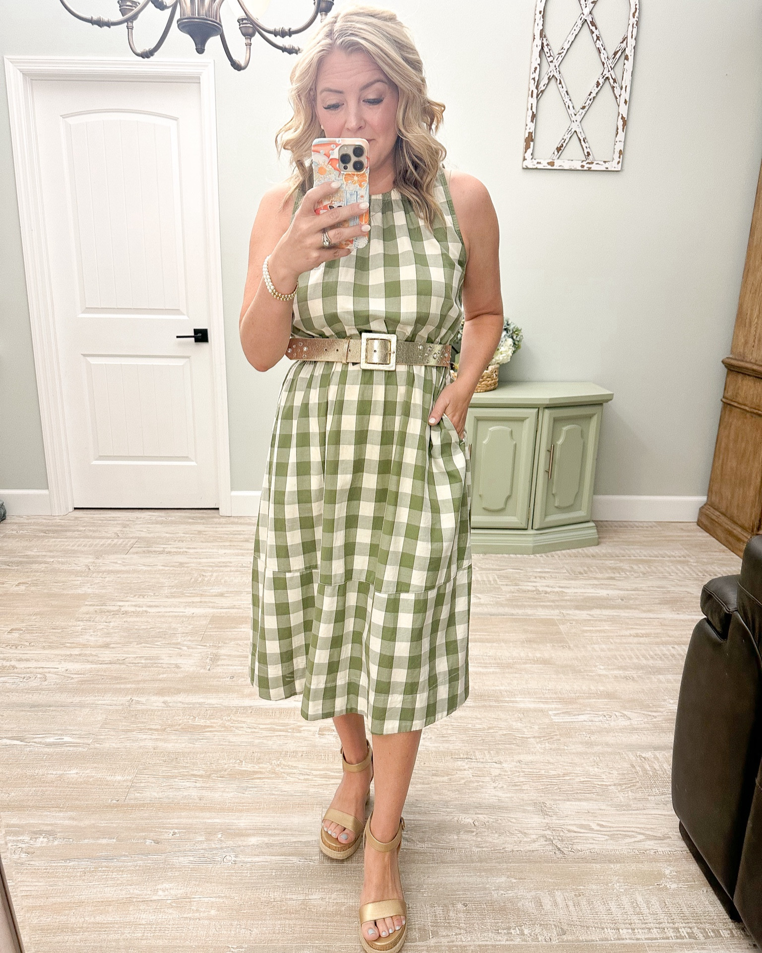 Back to work I go! Trying to wear more “lost” outfits from the back of the closet. Linked similar options! 

#LTKWorkwear #LTKShoeCrush #LTKFindsUnder50