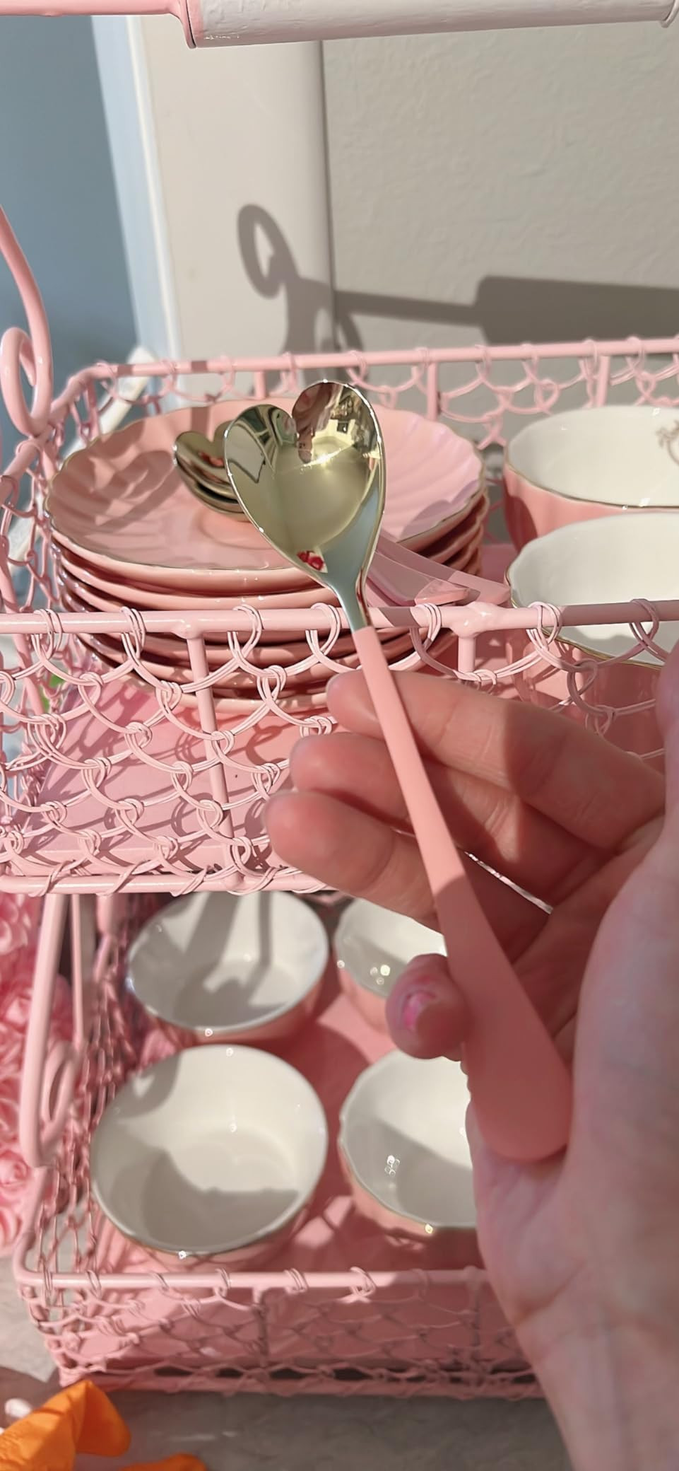 HISSF Heart Shaped Spoons, 18/10 Stainless Steel Spoon Set 4 Pack, 6.7 inches, Dessert Spoon, Ice... | Amazon (US)