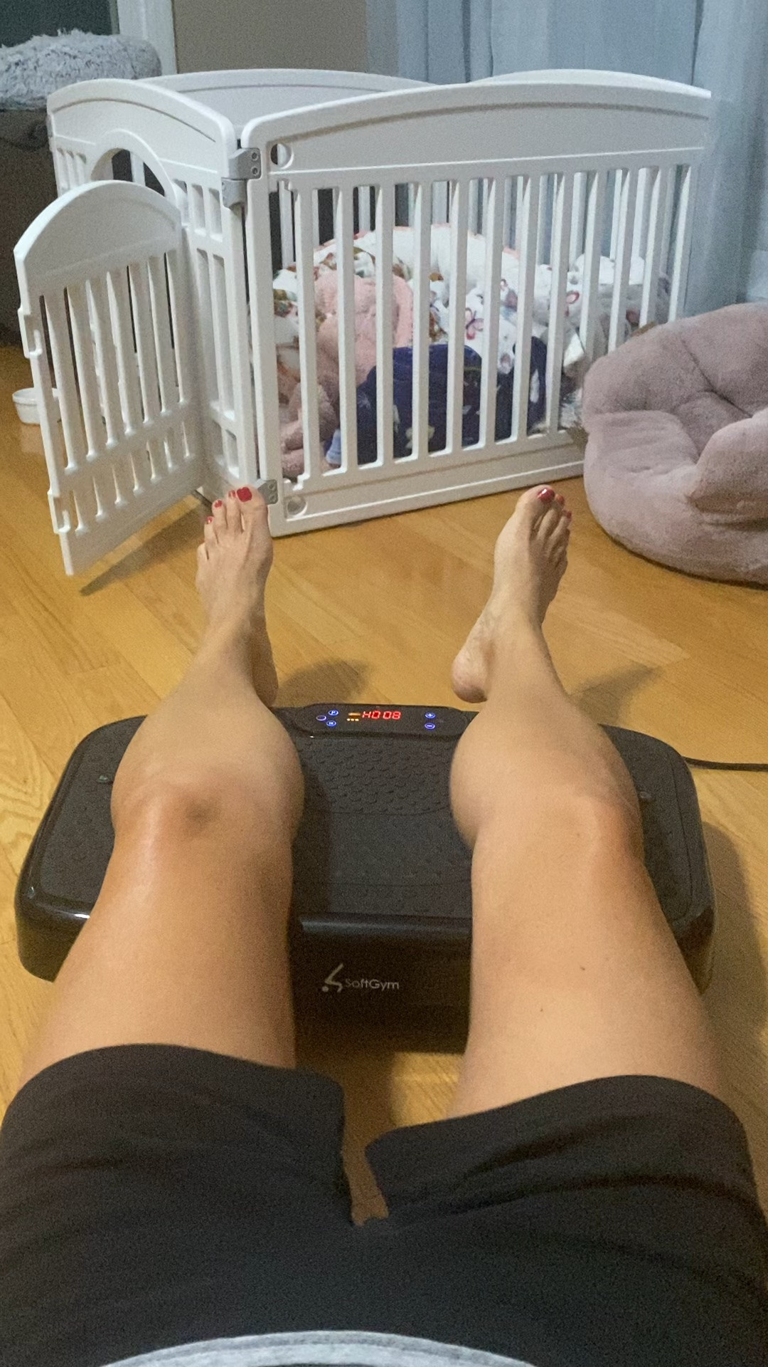 New way to use my Vibration plate! This helps my restless legs so much. It also get the lymphatic drainage flowing!

#LTKActive #LTKfitnessgoals #LTKSaleAlert