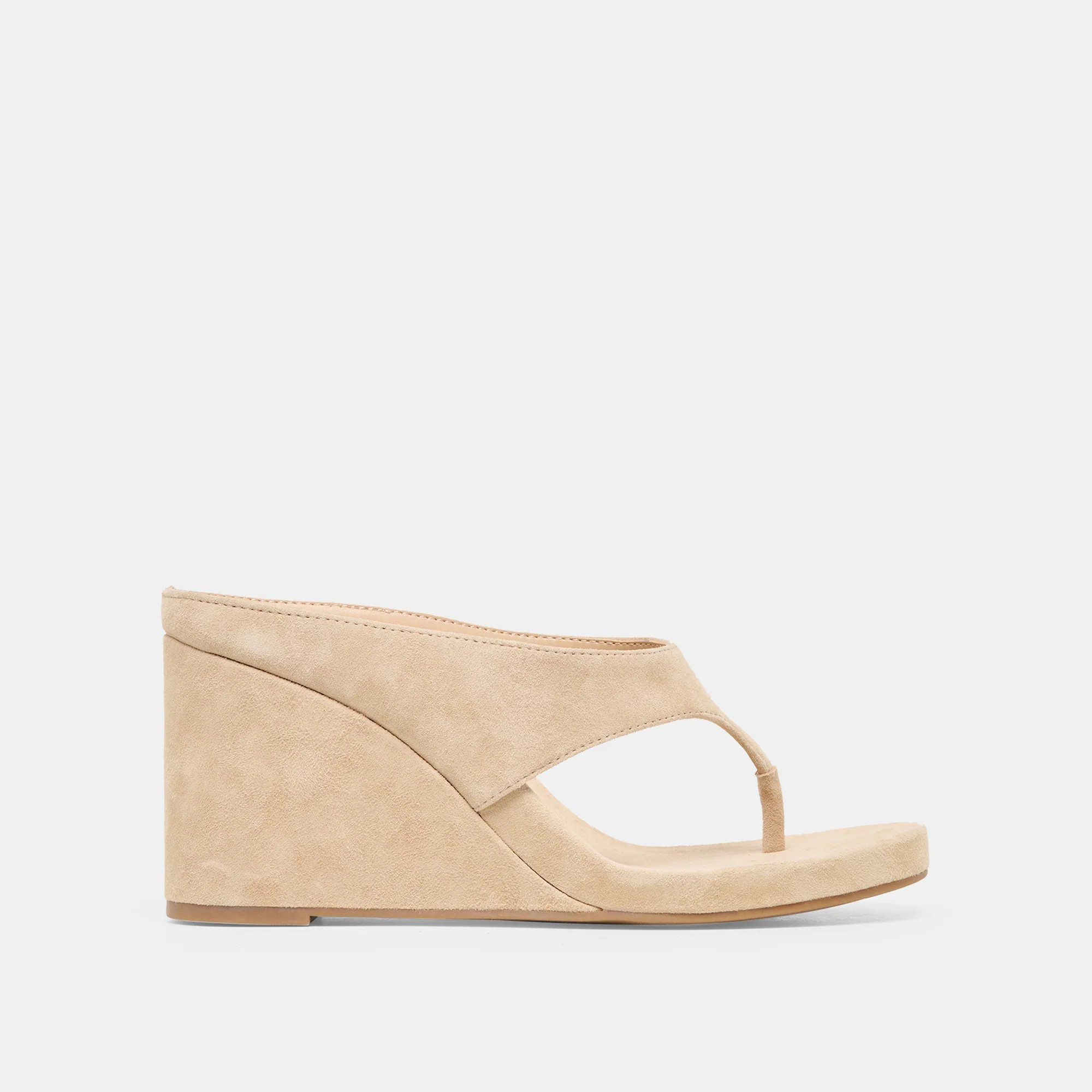 Hinna Wedges Camel Suede | DolceVita.com