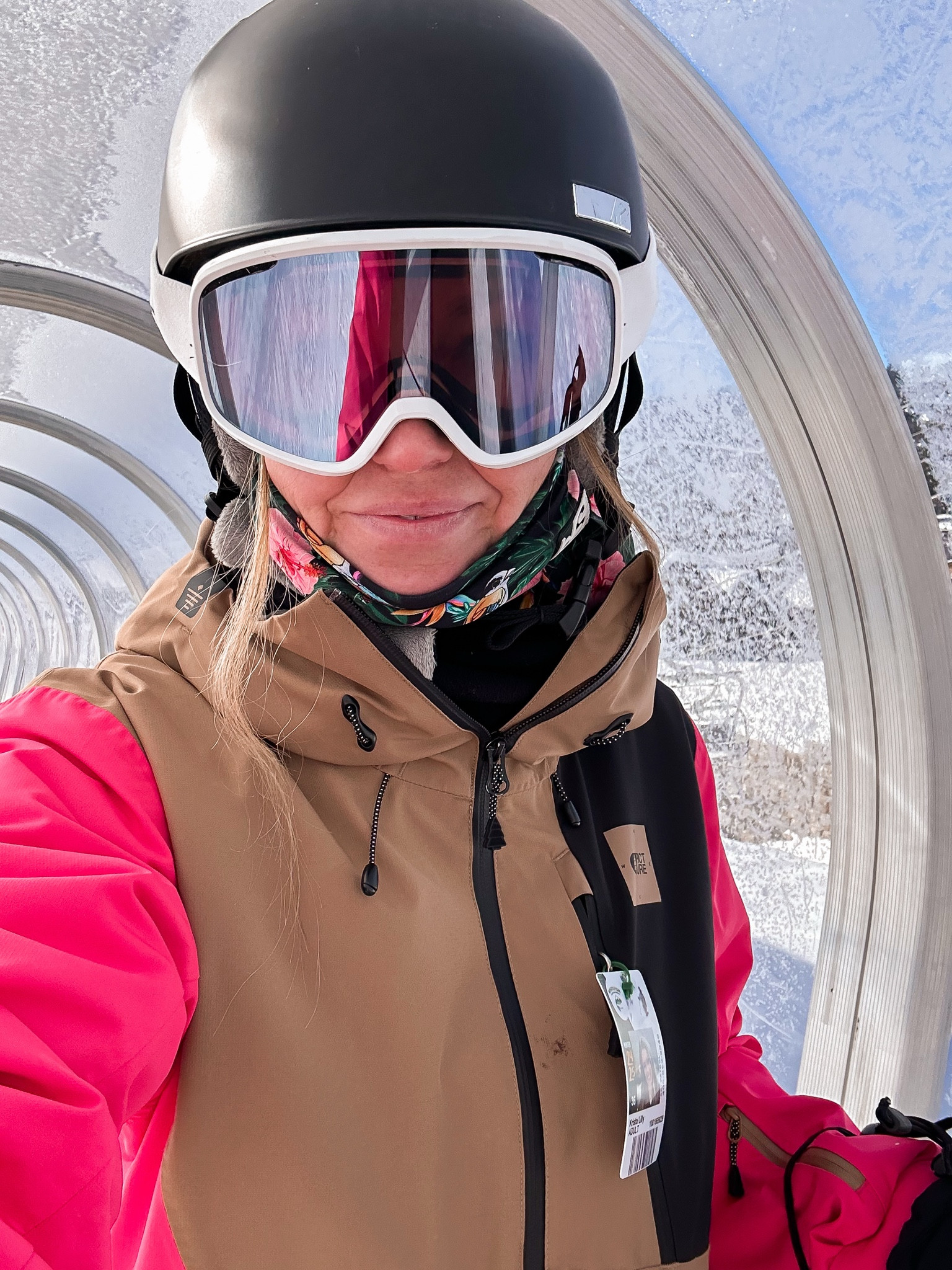 Some of my favorite ski essentials. They don’t make my jacket in this color still, but they have sooo many cute ones. If you’re going to invest in a ski jacket, I highly suggest this one. It’s been amazing in the cold temps skiing in Montana. I love it. I’m wearing a size M  

#LTKSeasonal #LTKPetite #LTKStyleTip