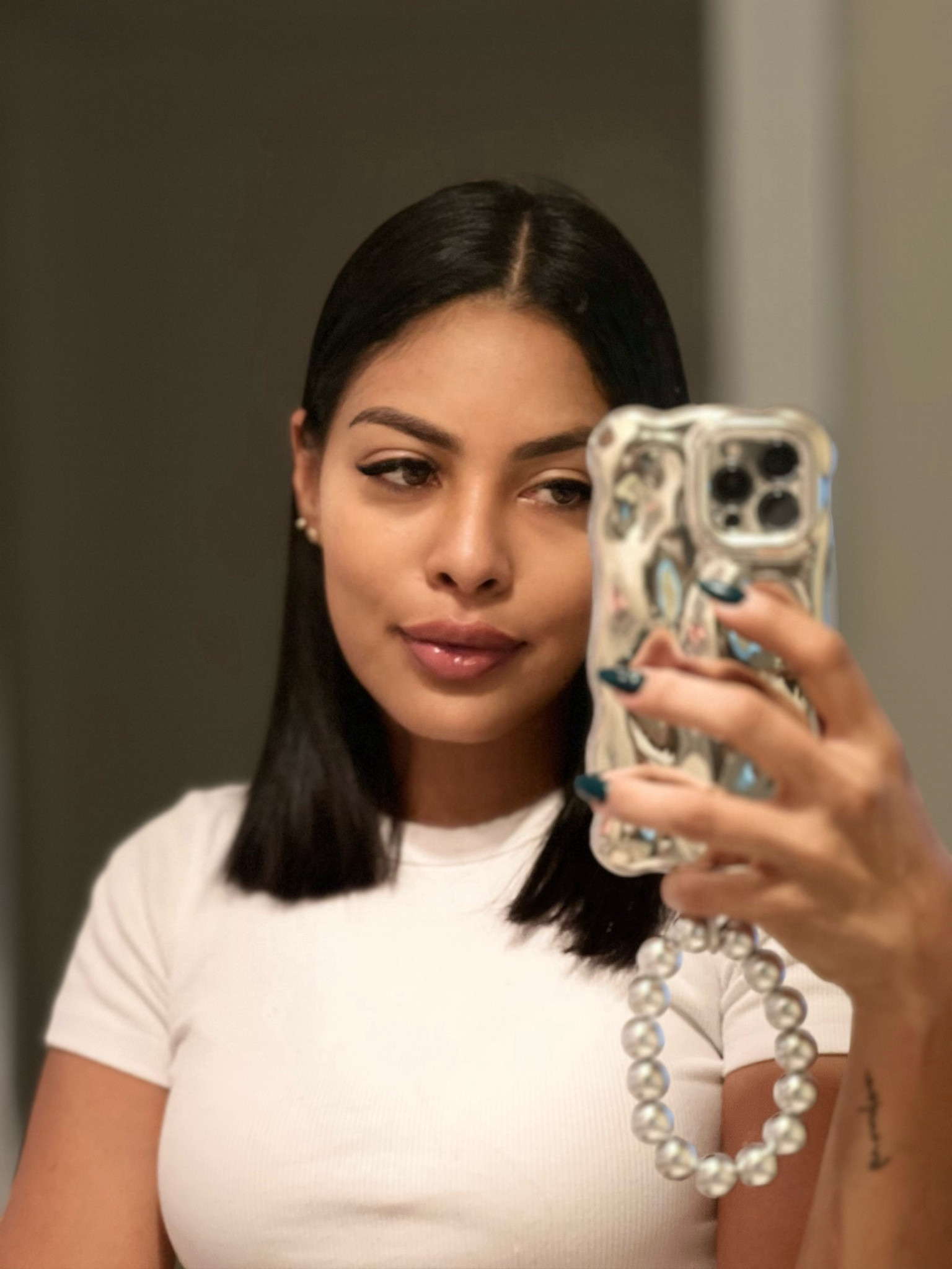 Selfie time. I have tried the skincare morning and night routine travel set  from Drunk Elephant and I fall in love with all the products. Keep my skin young, glowy and healthy 🤩💖 10/10 overall !

#LTKstyletip #LTKHoliday #LTKbeauty