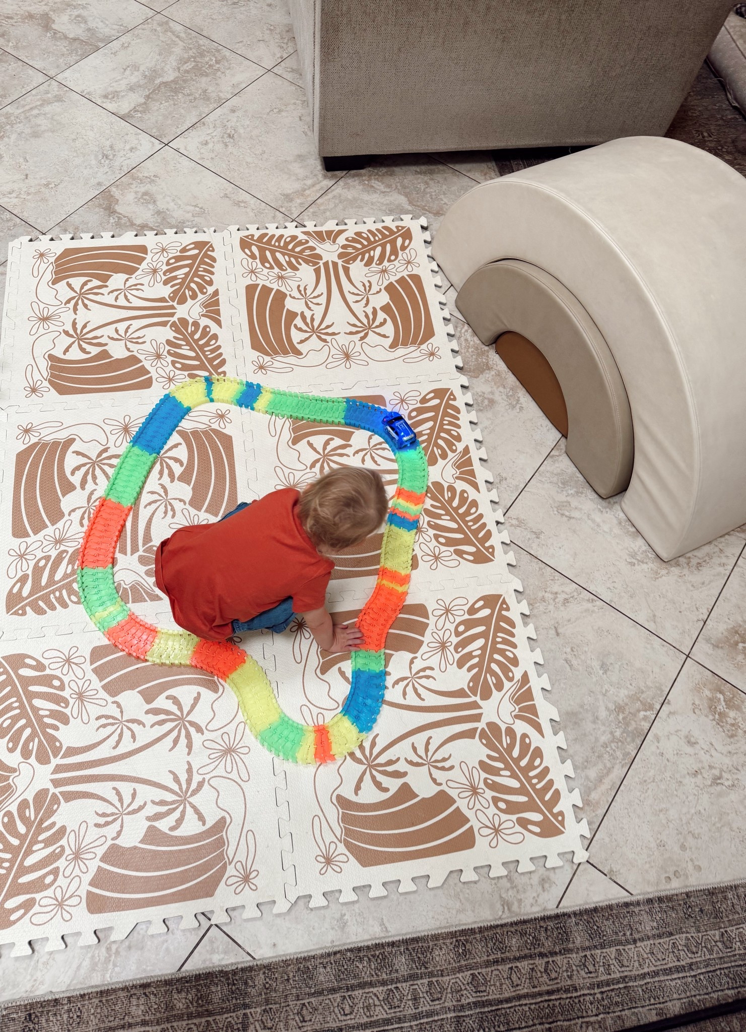 ✨ Playtime Toddler favorites ✨
We’re obsessed with how this cozy setup turned out!
🧸 Play mat from small biz @LittleSurferDude — soft, stylish, and easy to clean.
🌈 Rainbow arches from Target add the perfect pop of color.
🚗 Magic track from Amazon keeps my little one entertained for hours!

#LTKbaby #LTKfamily #toddlermom #LTKholiday #playroominspo


#LTKmomlife #LTKBaby #LTKKids