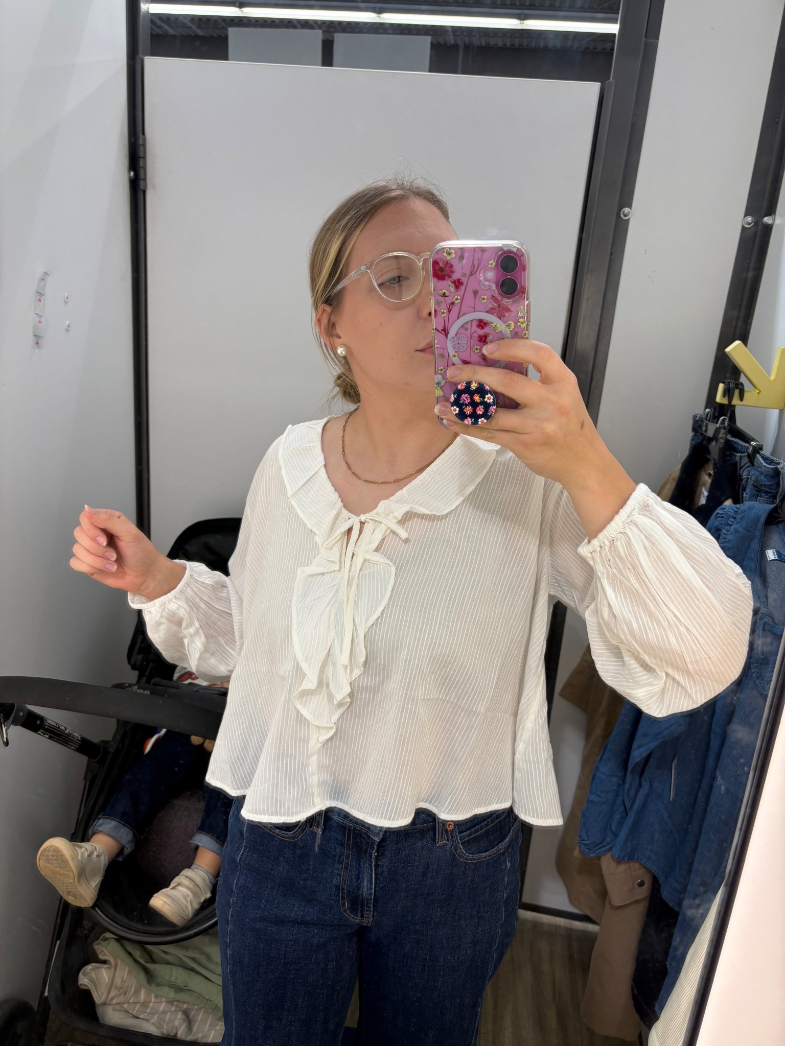 Old Navy Fall Try On🍂

•Jeans are size 10
•Top is size XL (should’ve sized down)

(5’7 165)

#LTKFindsUnder50 #LTKMidsize #LTKFallSale