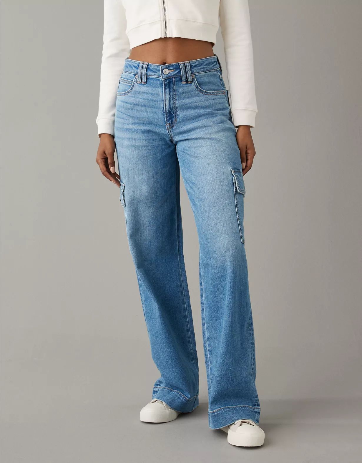 AE Dreamy Drape Stretch Super High-Waisted Cargo Baggy Wide-Leg Jean | American Eagle Outfitters (US & CA)