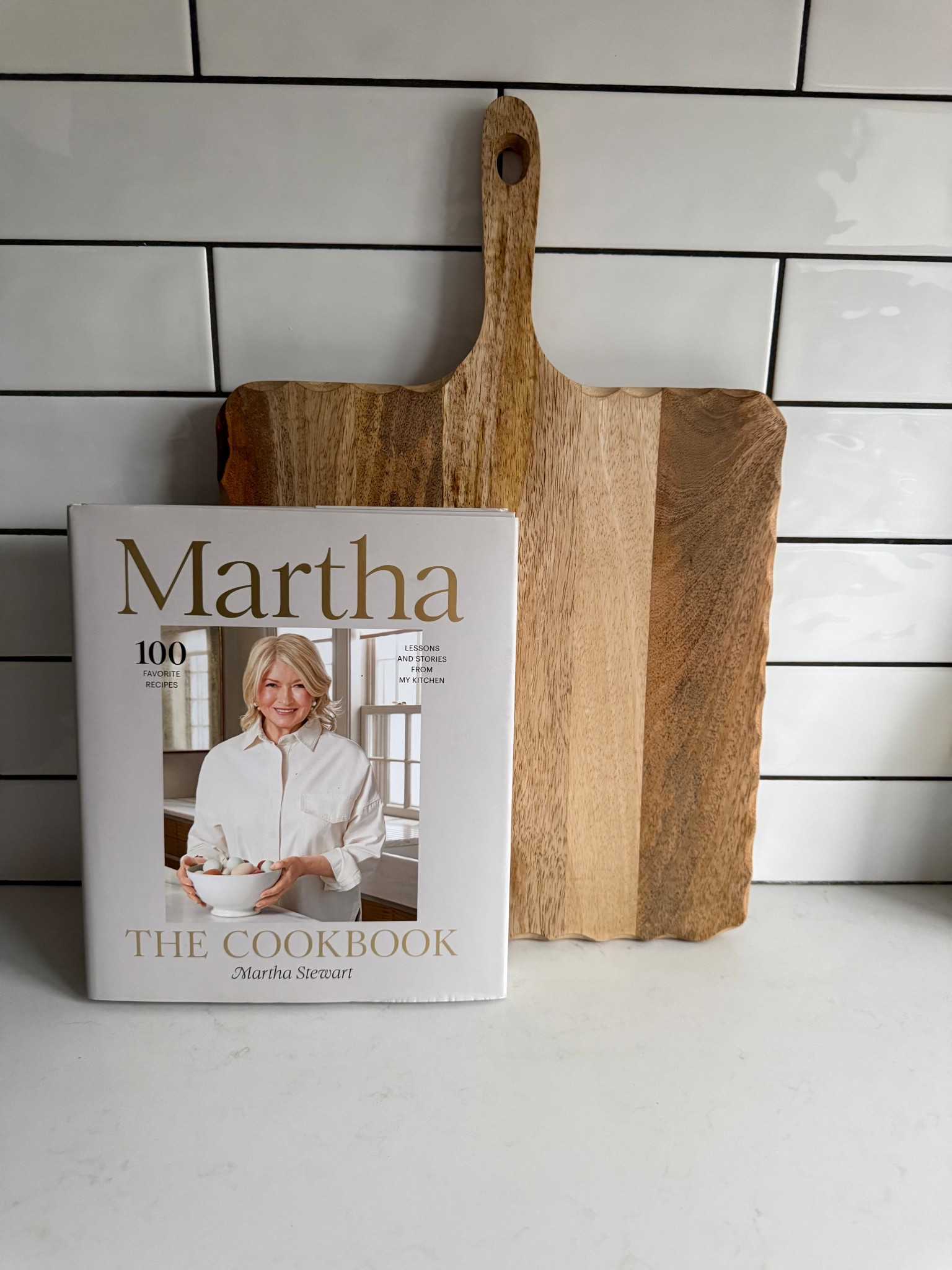 #gift #book #cuttingboard

#LTKGiftGuide #LTKHoliday