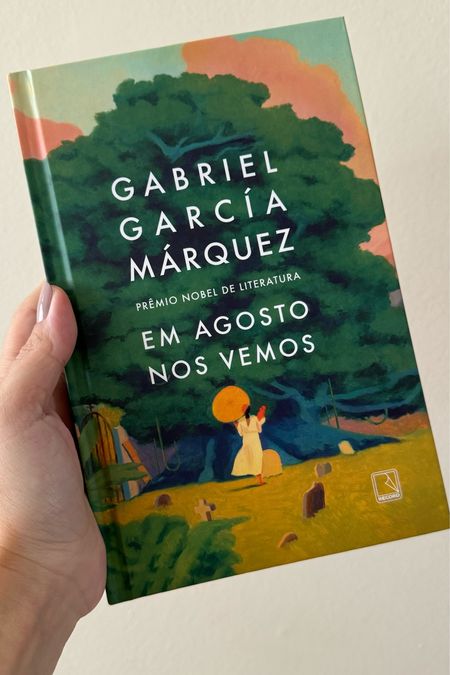 Mais um livro lido e que recomendo muito: Em agosto nos vemos de Gabriel Garcia Marquez. Foi publicado depois da morte do autor e é tão bom quanto os demais dele. Eu amei  

#LTKbrasil