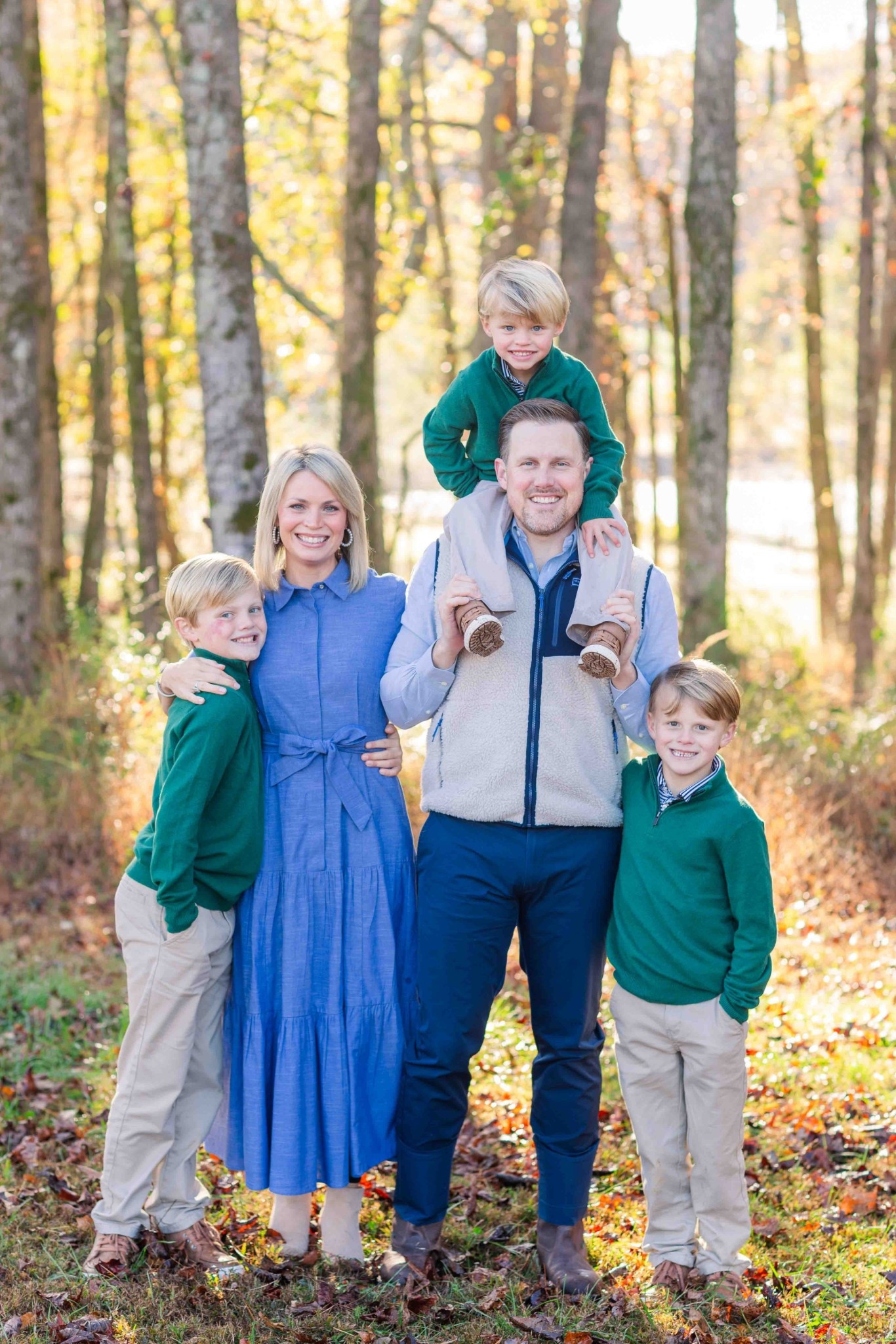 Fall family photo outfit ideas | Christmas card photo outfits | family thanksgiving outfits #familyoutfits 

#LTKSaleAlert #LTKFamily #LTKHoliday
