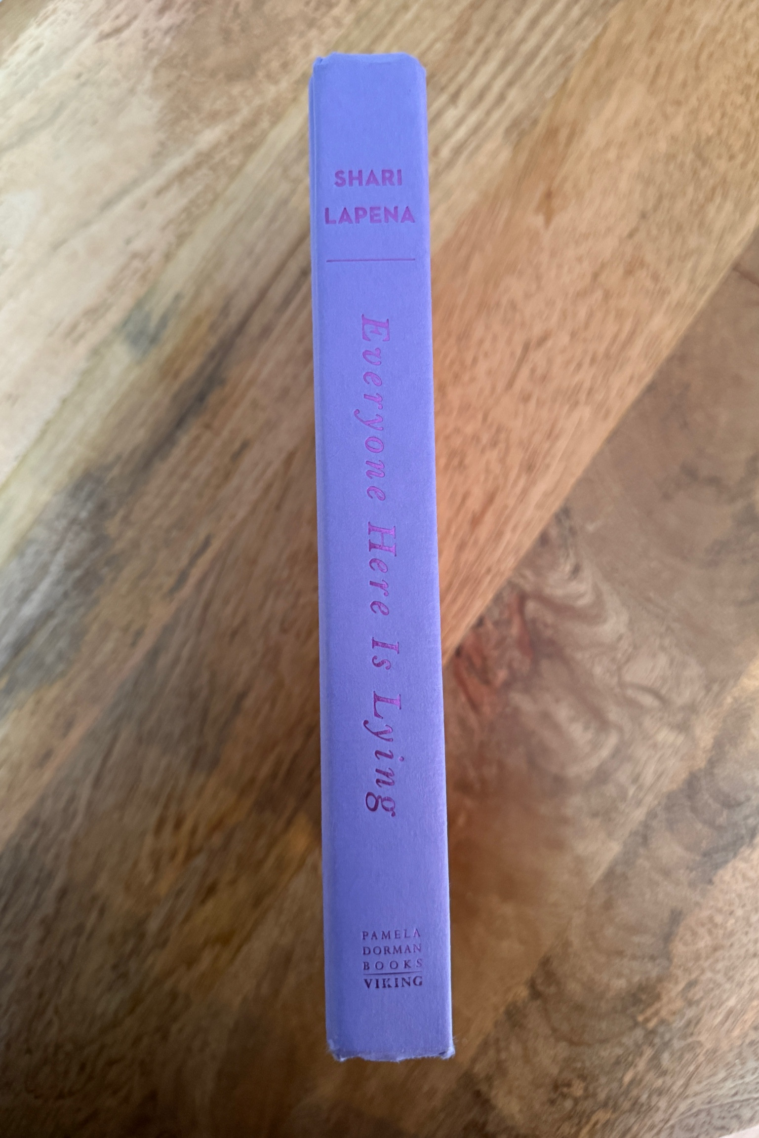 Everyone Here is Lying💗 Book number 4 of the year, who is reading this one with me?👀👇🏽

#booktok #readwithme #januaryreads #simplymadisynn #ltkbooks 

#LTKHome #LTKFindsUnder50 #LTKTravel