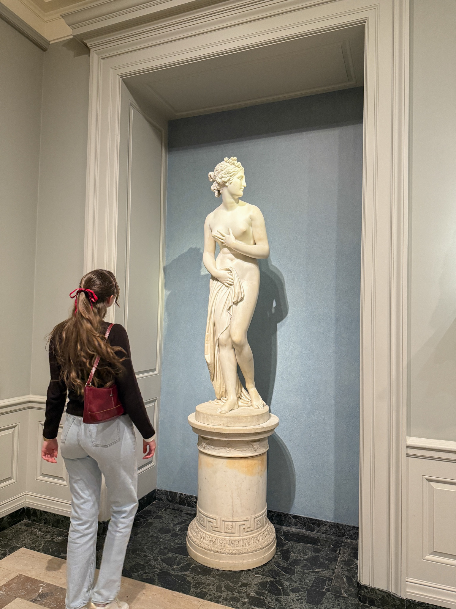 museum outfit inspo, museum day, girly jeans, girly jean outfit inspo, go to jeans, curvy jeans

#LTKTravel #LTKMostLoved #LTKStyleTip