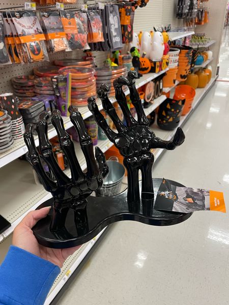 SPOTTED THIS ON OUR TARGET RUN THIS MORNING. WE LOVE THIS SKELTON WINE BOTTLE HOLDER FOR HALLOWEEN. EVERYTIME WE HOST PEOPLE ASK WHERE WE GOT IT + IT’S ONLY $15!

#LTKSeasonal #LTKHalloween #LTKHoliday