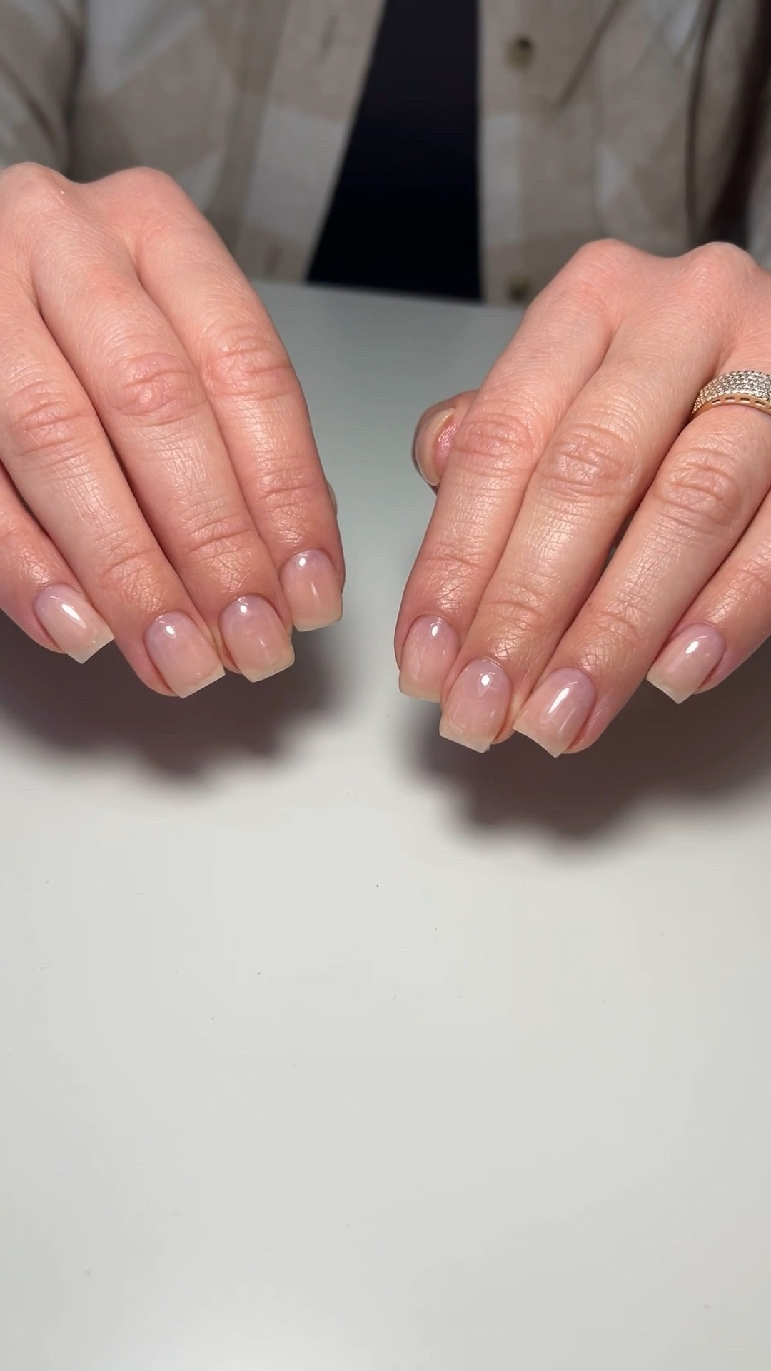 Okay but can we talk about this neutral perfection 🤍 I used a natural gel polish shade that’s super easy to apply (yes, even if you’re doing your own nails at home 👏🏽). The formula goes on smooth, gives that “fresh manicure” shine, and flatters every skin tone it’s truly the shade that never misses!

If you’ve been wanting salon-quality nails without leaving the house, this is your sign to grab this polish and recreate the look 💅🏽✨

If you need nail tips for going your nails at home let me know in the comments🫶🏽

#beauty #nails #nailtrend

#LTKStyleTip #LTKWedding #LTKBeauty