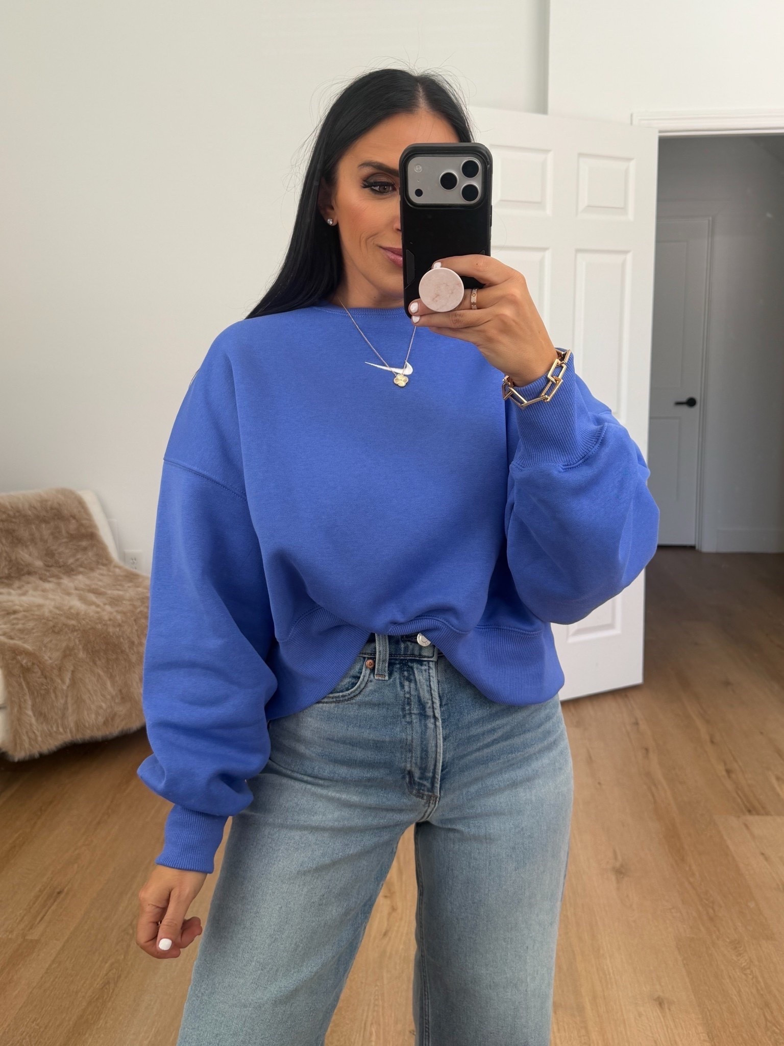 Nike Sportswear Phoenix Fleece Women's Over-Oversized Crew-Neck Sweatshirt wearing size small. 