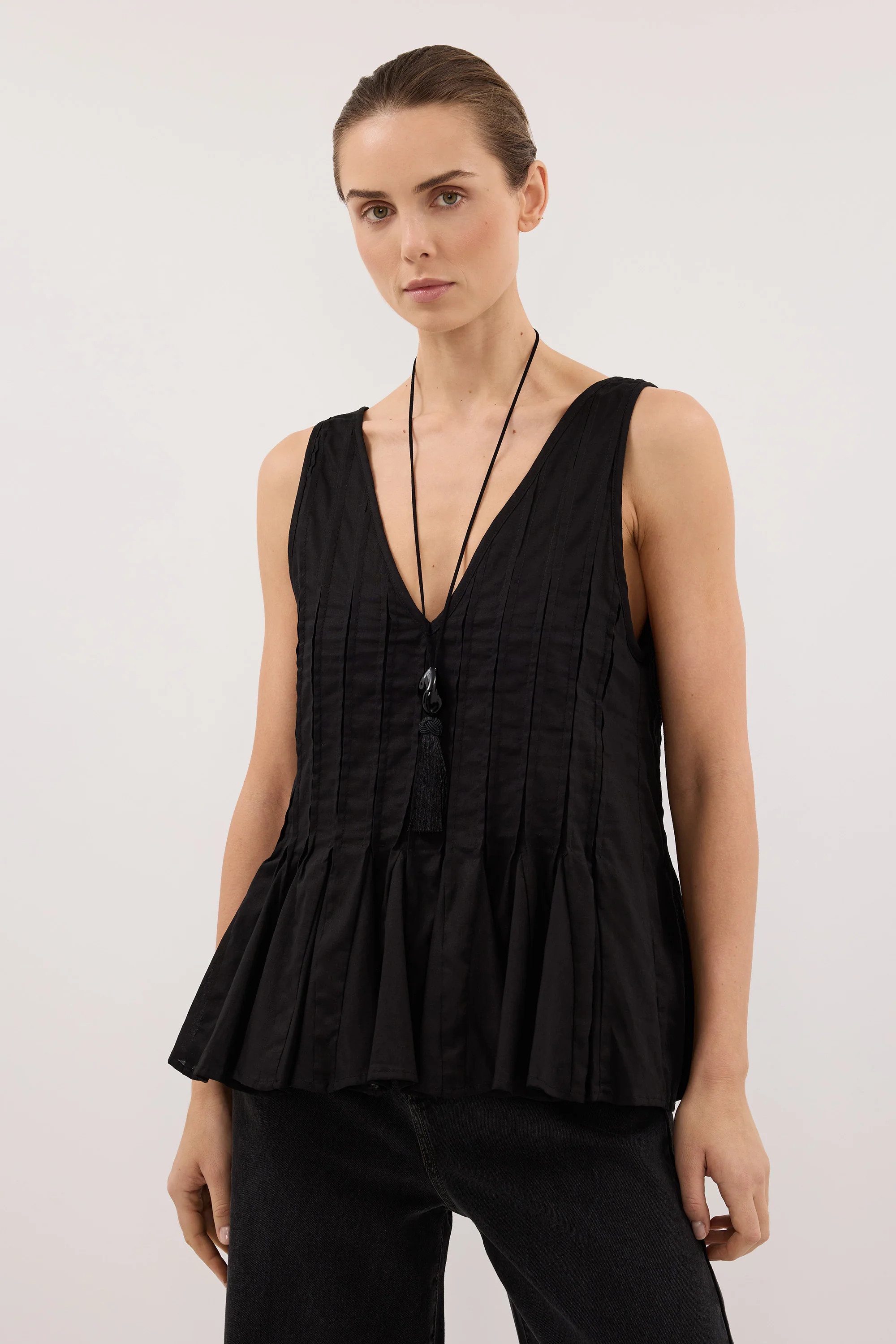 PIXIE BLACK LINEN GODET TOP | DISSH