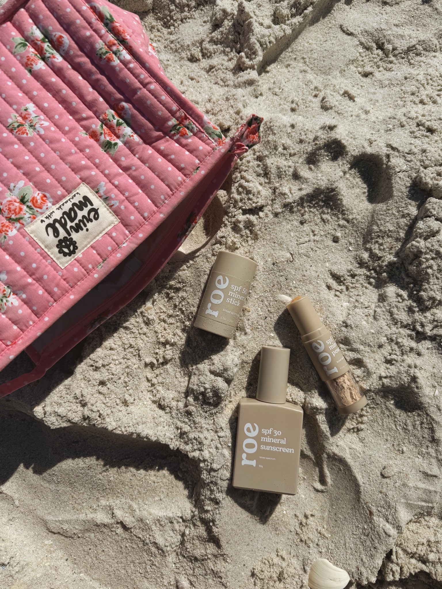 Code BELL gets you 10% off! 
Nontoxic spf I use for me and Blake. The powder is PERFECT for scalp and for the beach. Not greasy