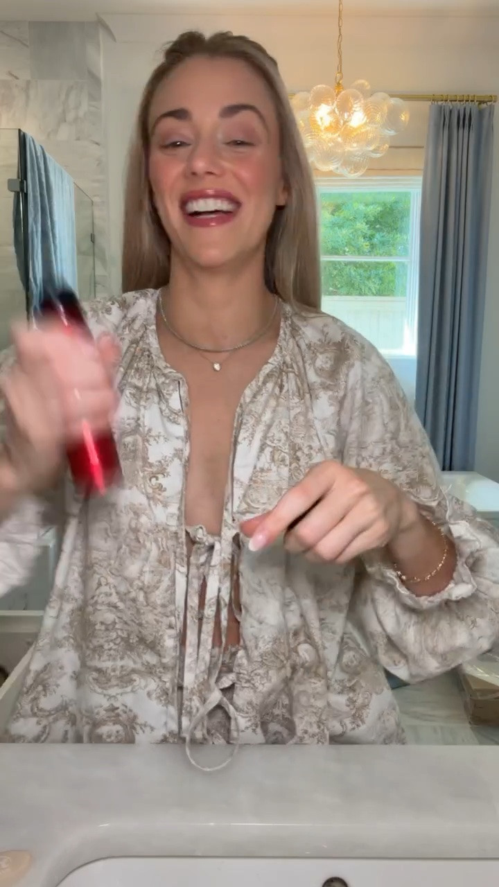 Setting Spray 
Collagen Hydrating Mist
Makeup Essentials to last all day

#LTKmorningroutine #LTKgrwm #LTKBeauty